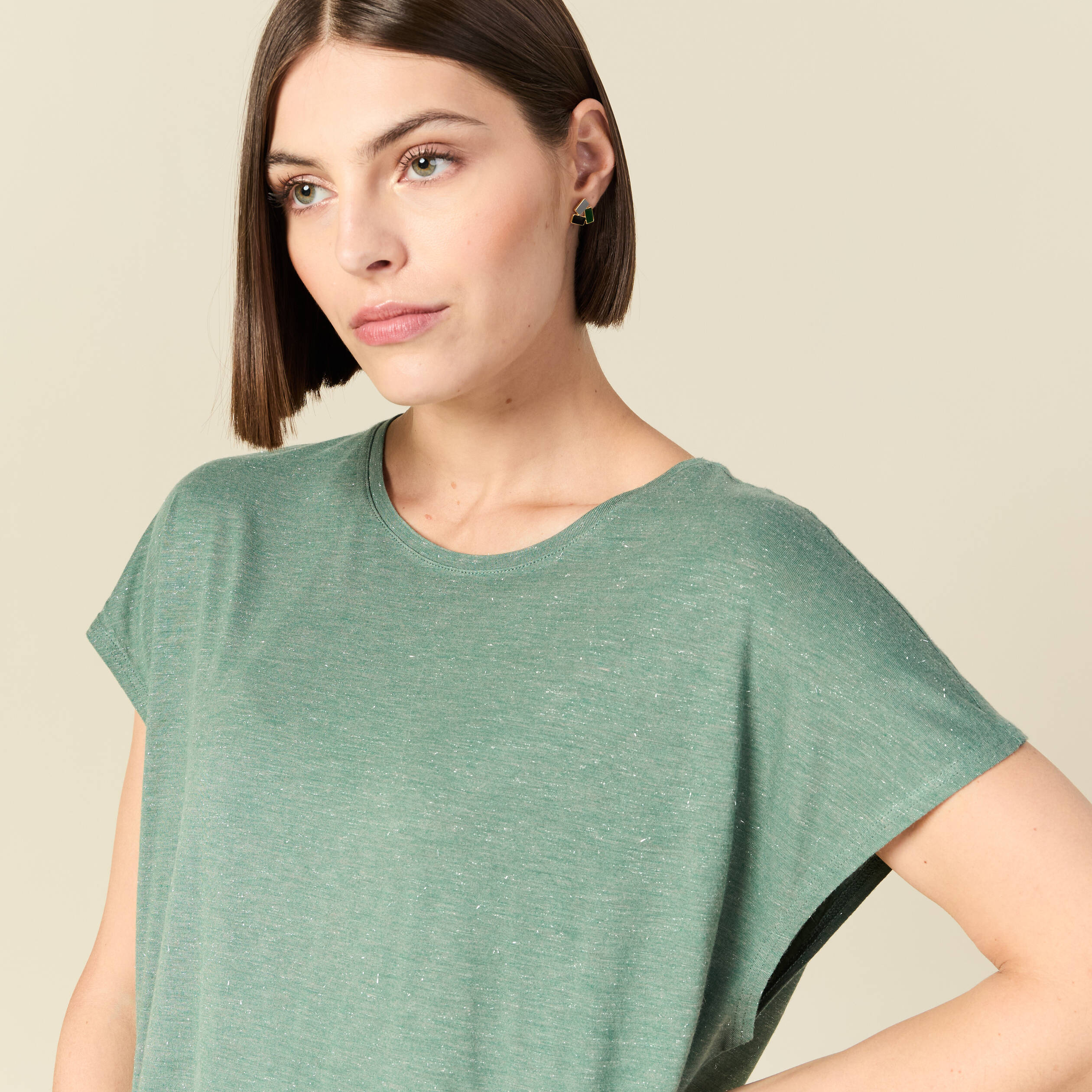 T-shirt droit court manches courtes vert fonc&eacute; femme