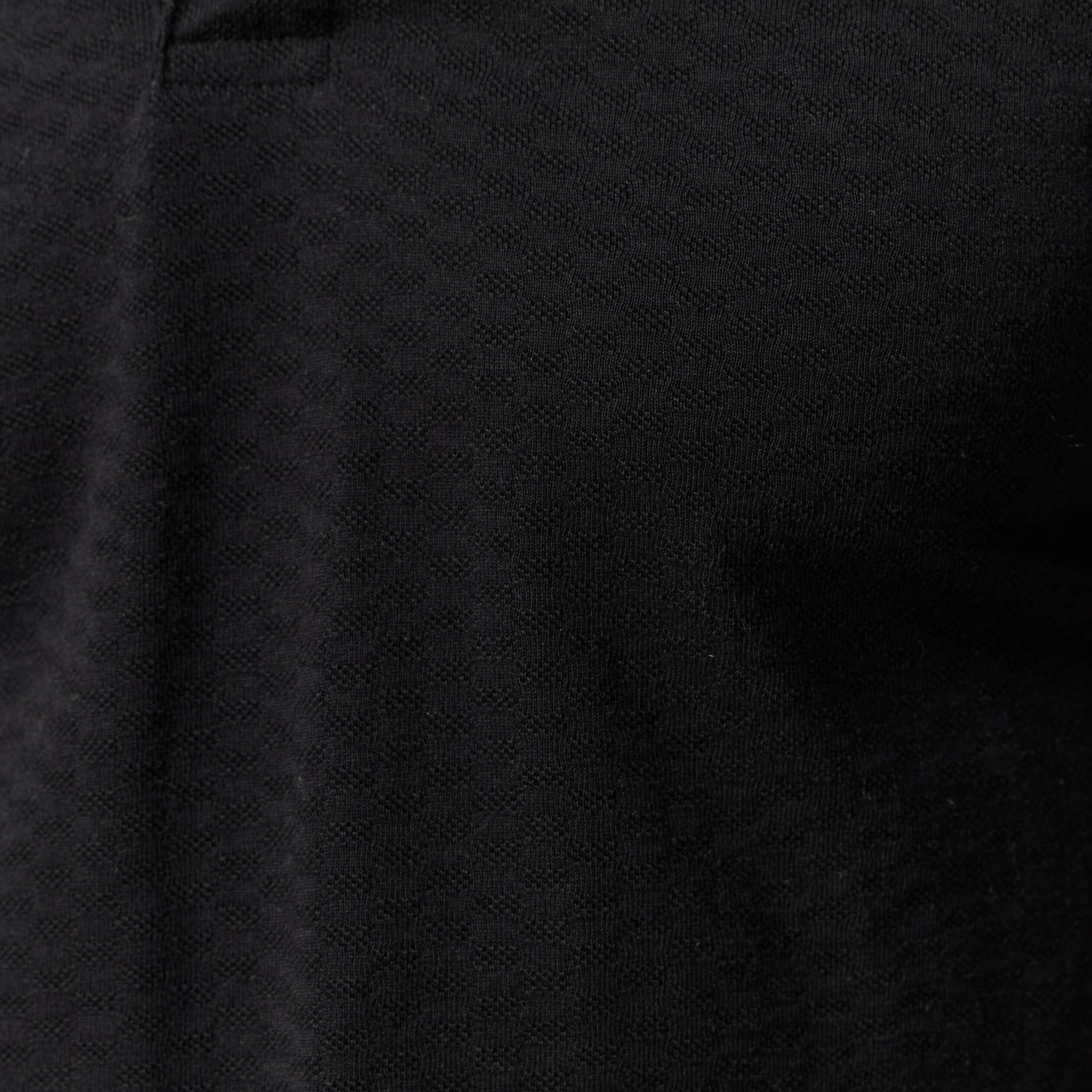 Polo cintr&eacute; en coton manches courtes noir homme