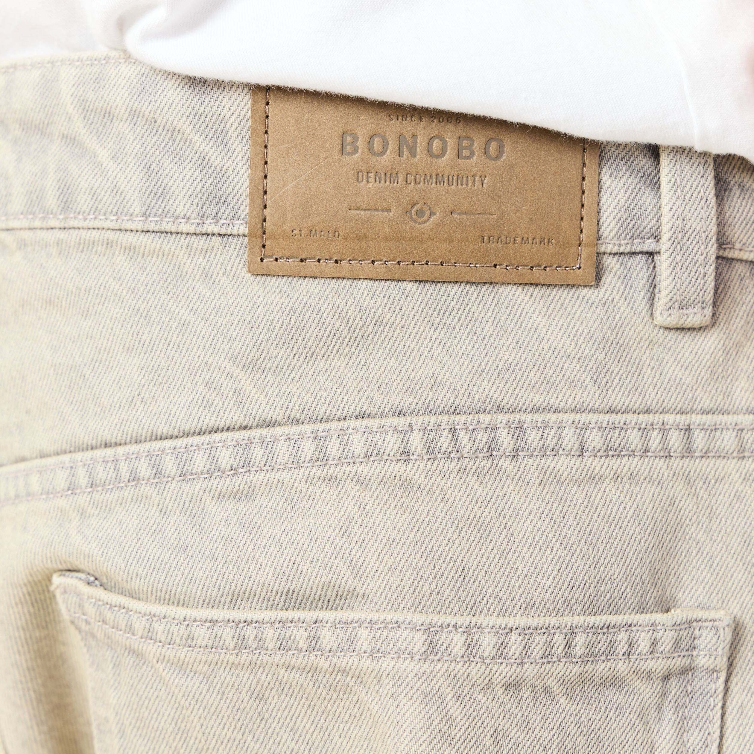 Jeans large 5 poches longueur 32 denim beige homme