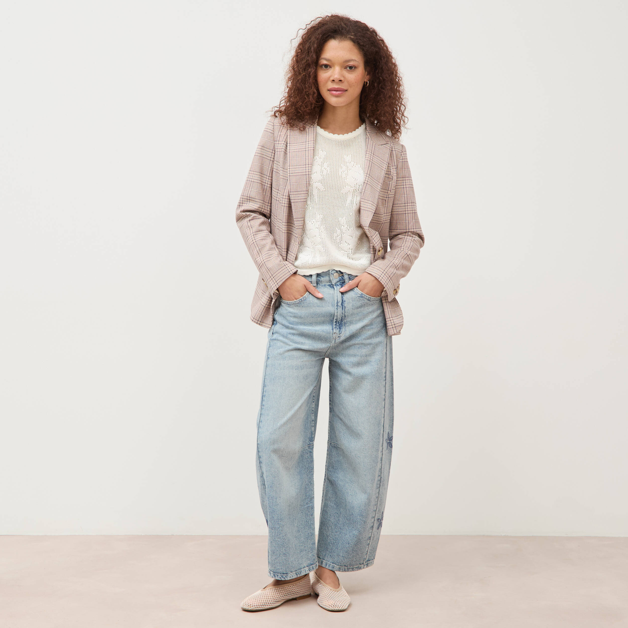 Pull ajour&eacute; col rond manches longues ecru femme