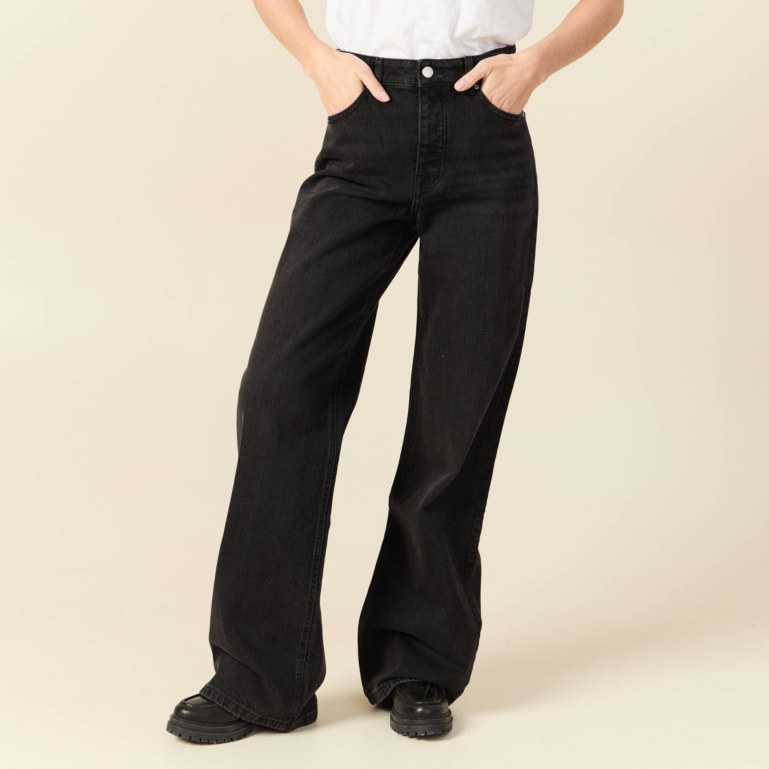 Jeans large taille haute denim noir femme Vibs - Main Image