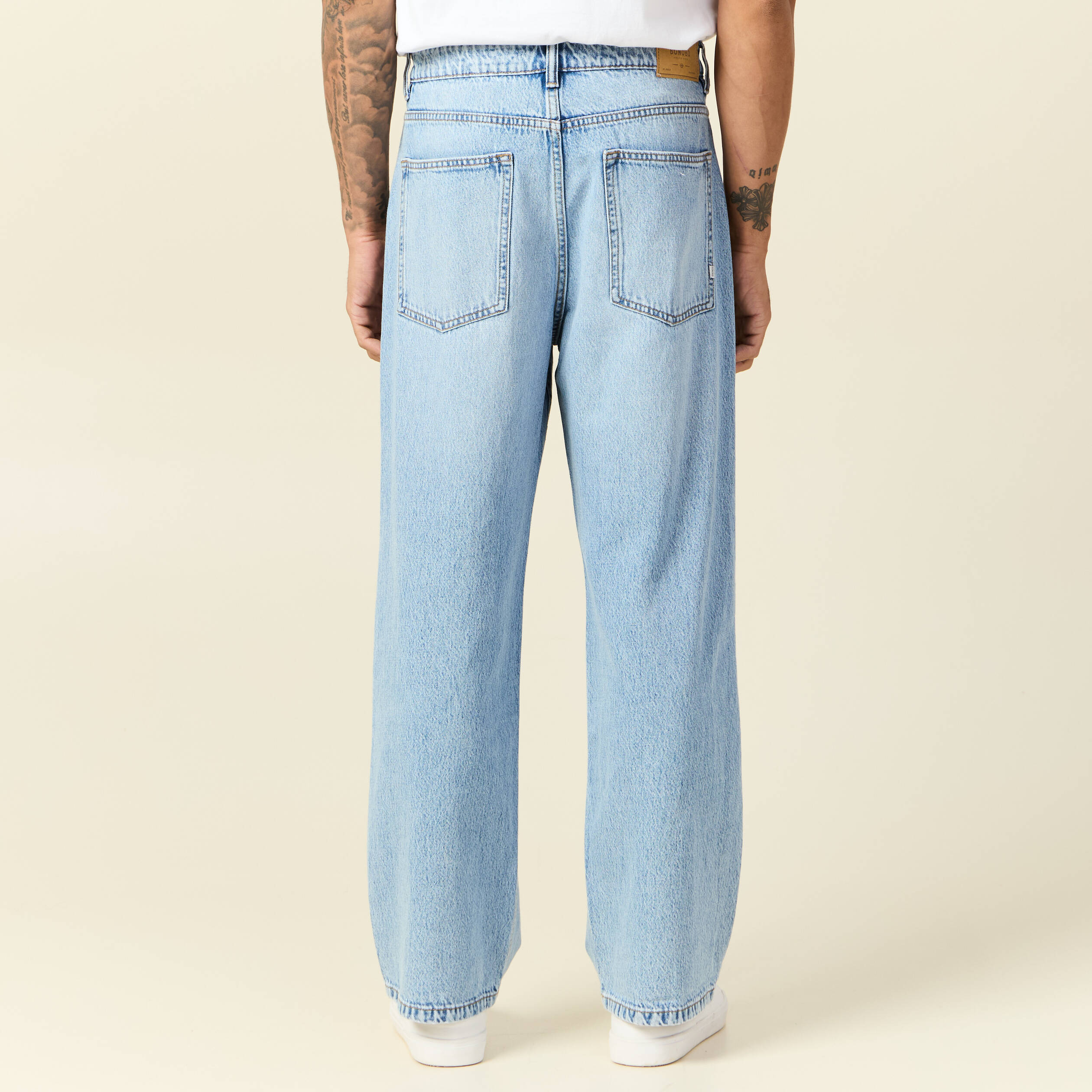 jeans loose 5 poches denim snow bleach homme Jeans loose 5 poches denim snow bleach homme