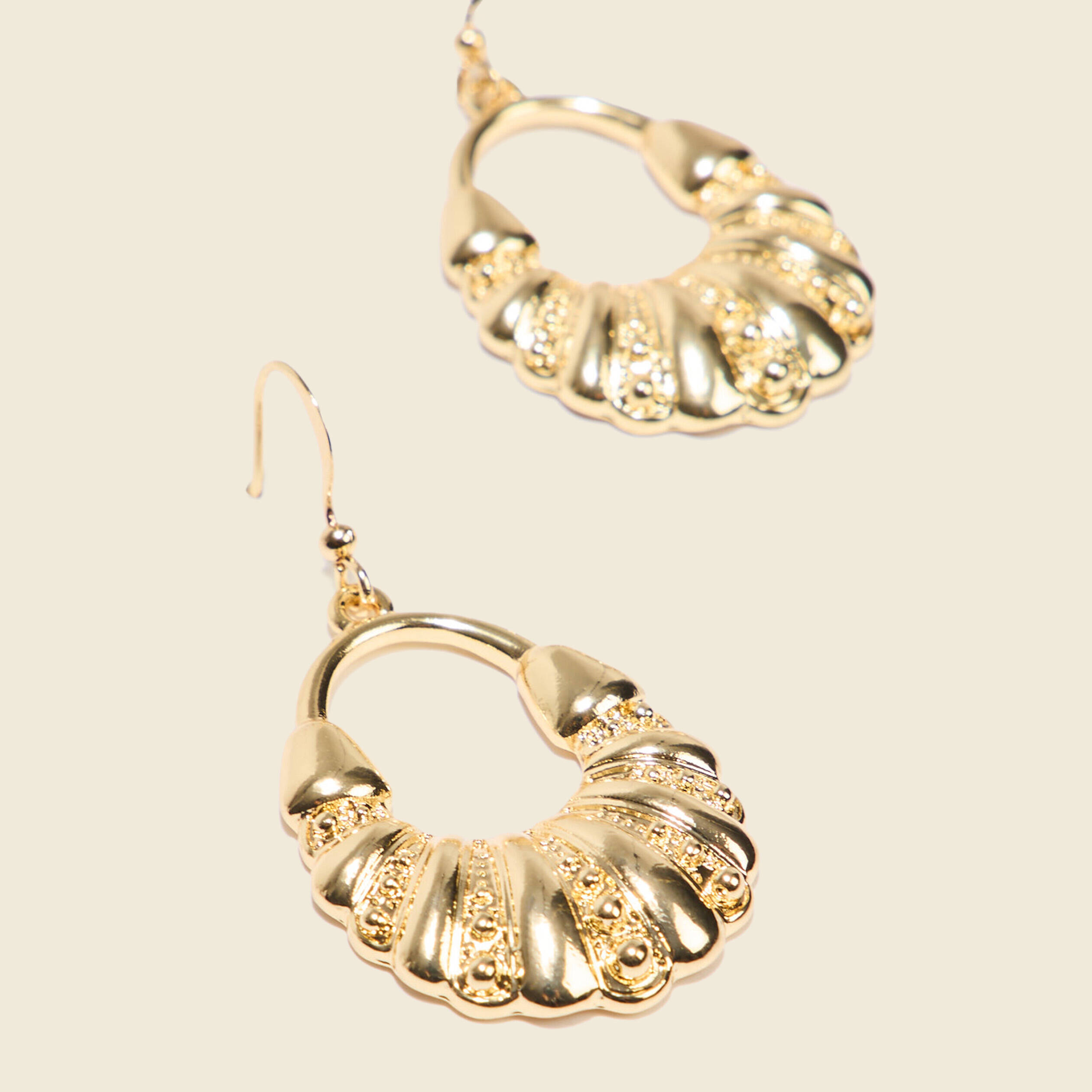Boucles d'oreilles pendantes couleur or femme