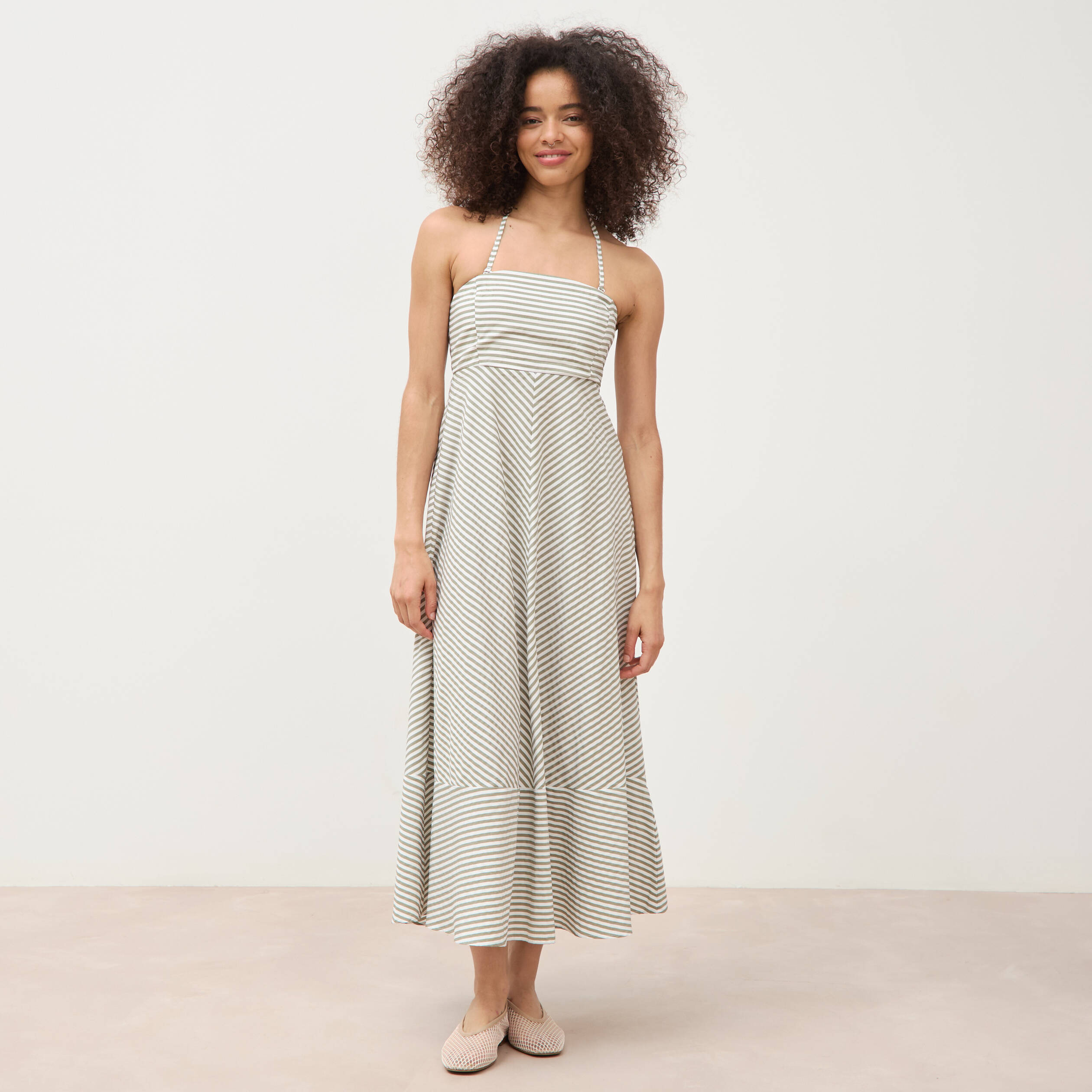 Robe longue &eacute;vas&eacute;e &agrave; bretelles bleu gris femme