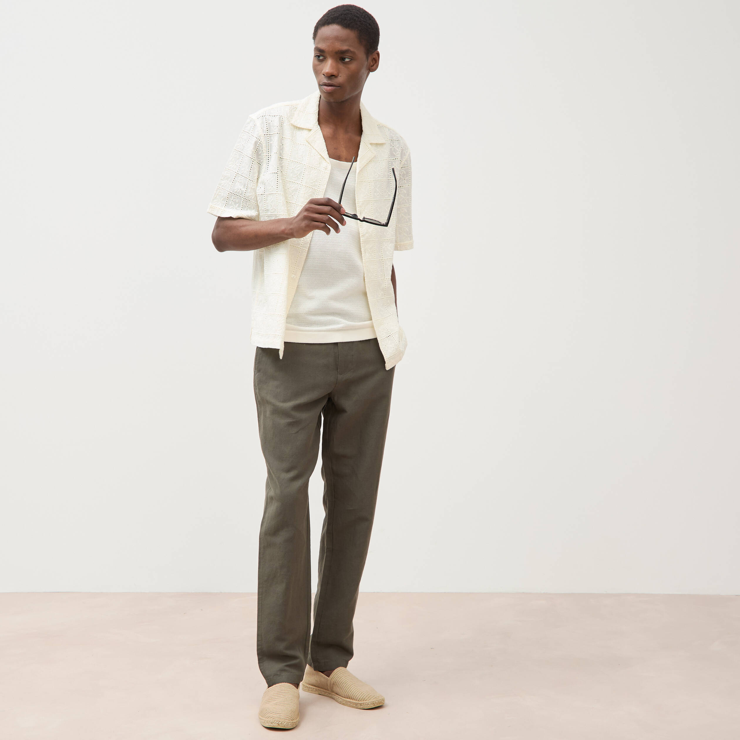 Chino coupe droite longueur 32 vert fonc&eacute; homme