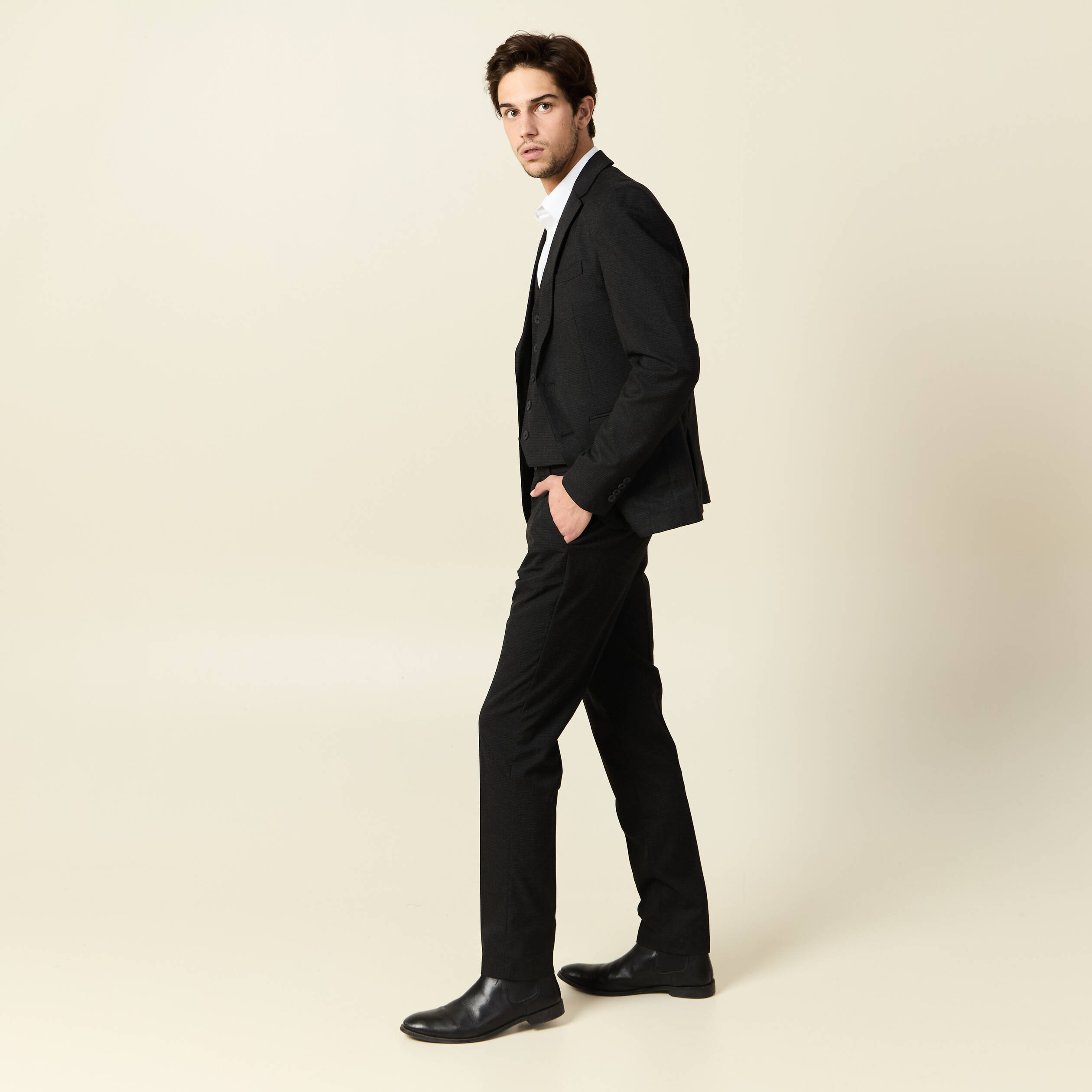 Veste blazer cintr&eacute;e noir homme