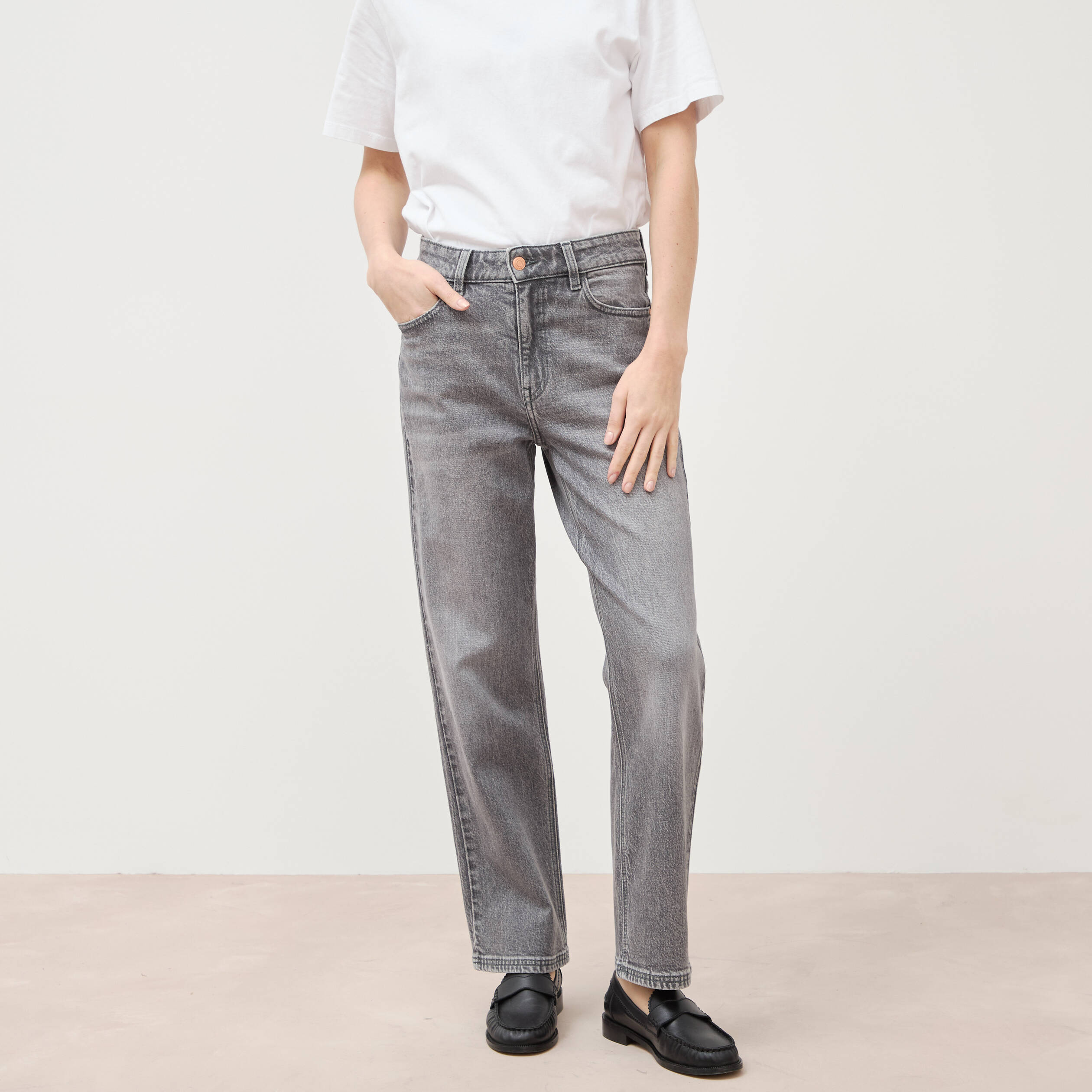 Jeans straight 7/8&egrave;me taille haute denim gris femme