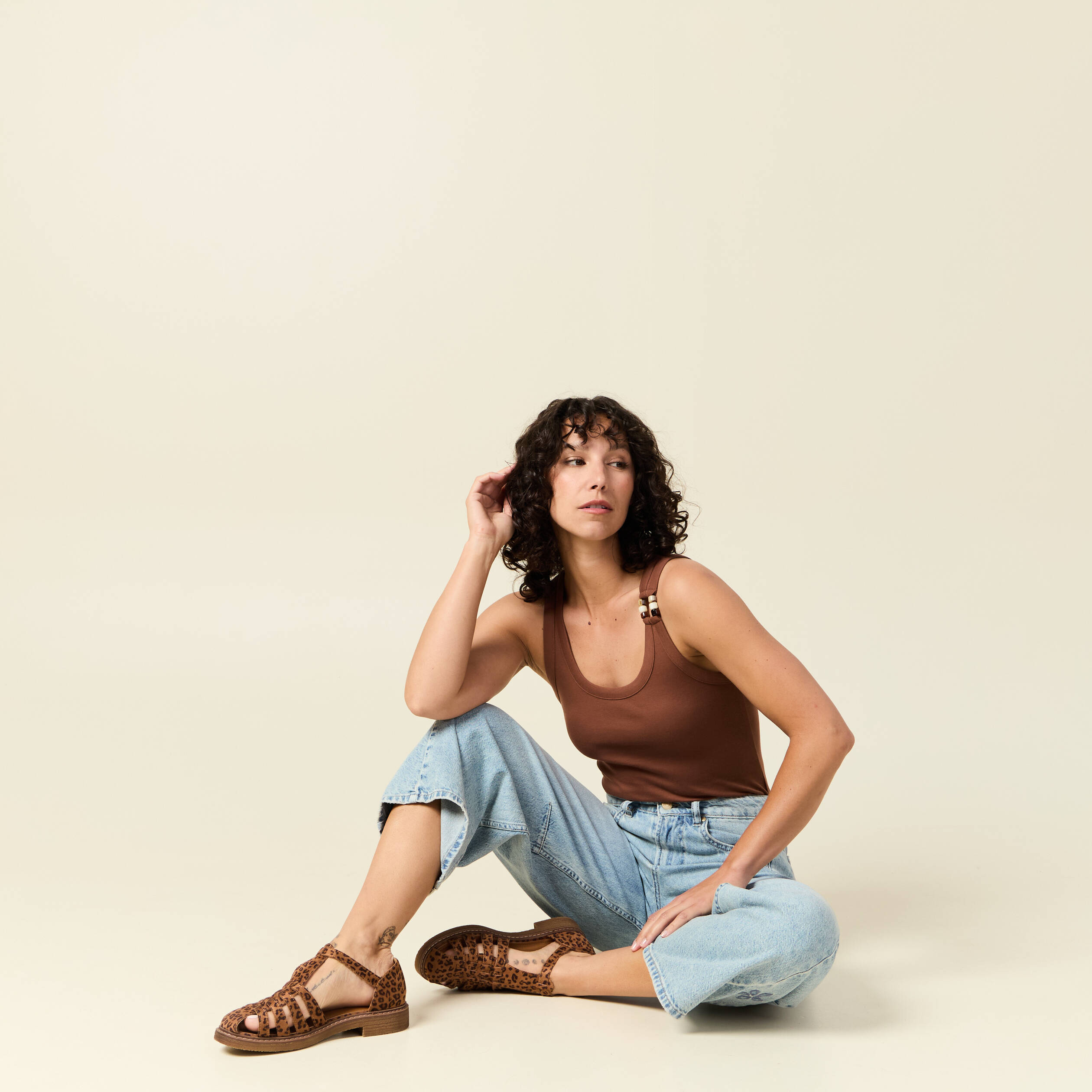 debardeur sans manches marron fonce femme Débardeur sans manches marron foncé femme