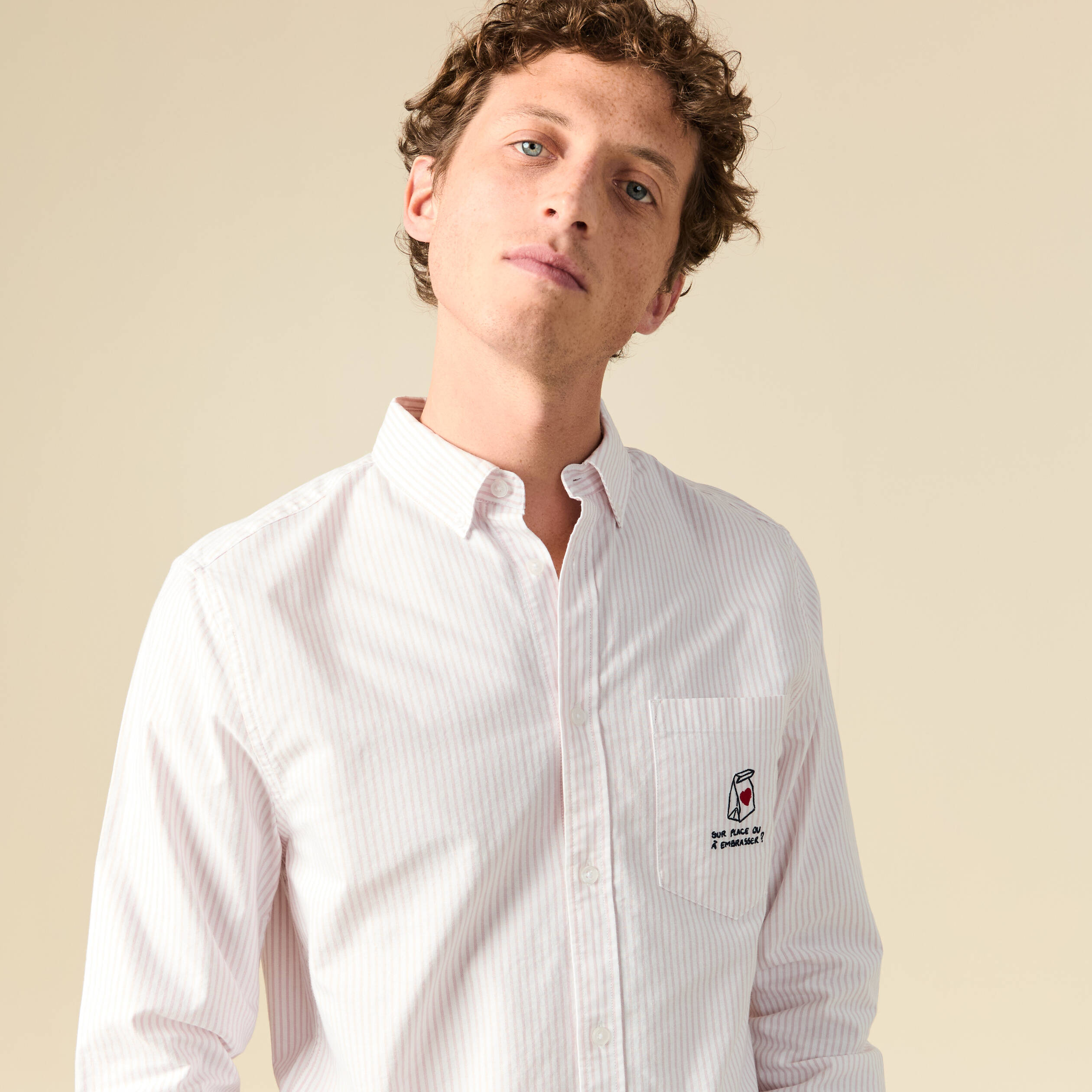 Chemise droite en coton rose poudr&eacute;e homme