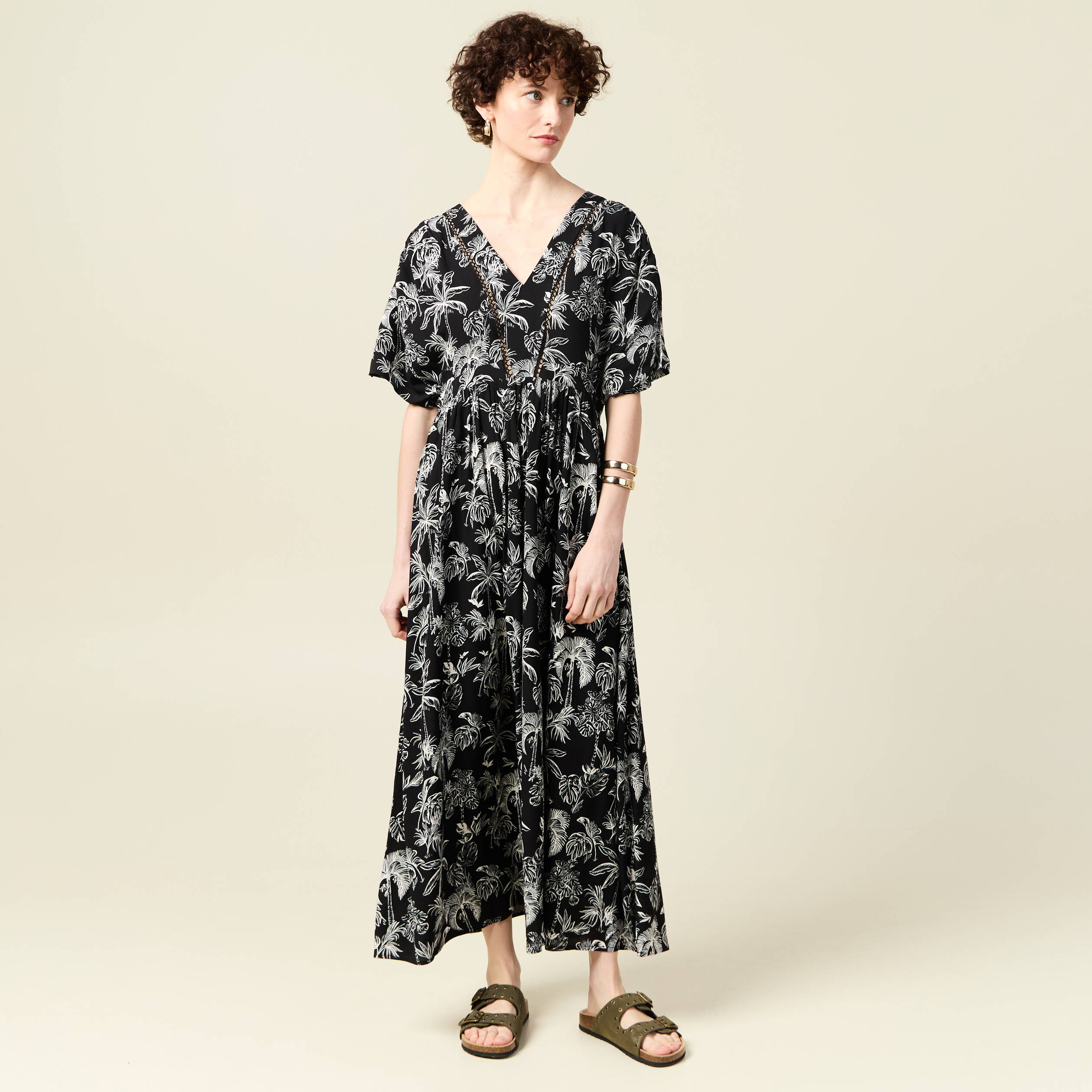 robe longue droite dos en v noir femme Robe longue droite dos en V noir femme