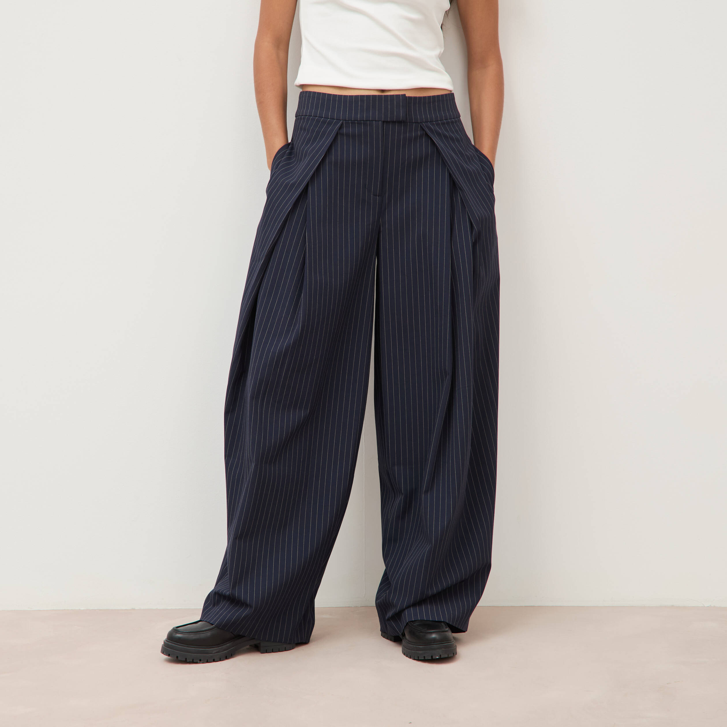 Pantalon ample taille standard bleu marine femme