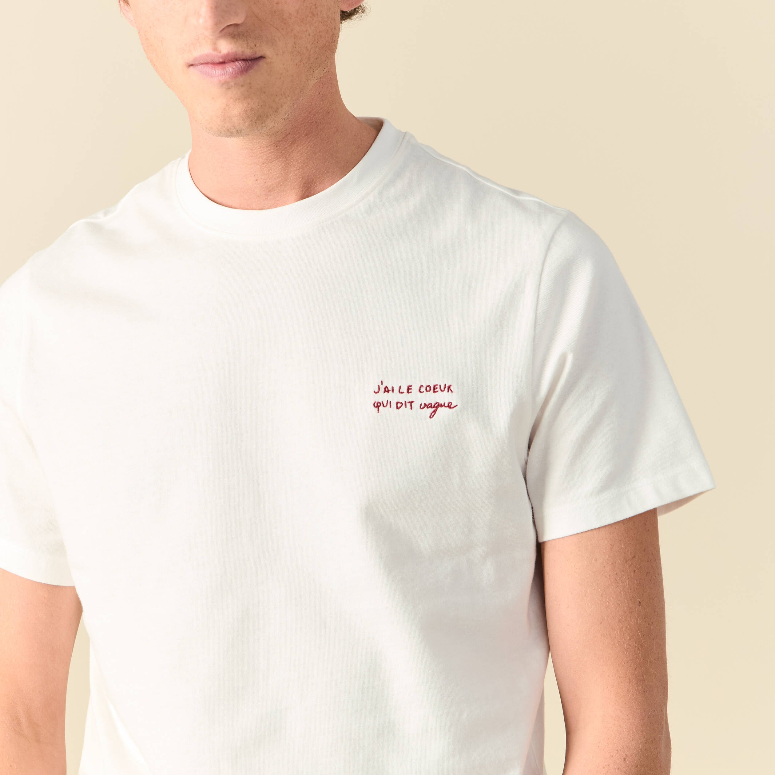 T-shirt col rond manches courtes brod&eacute; ecru homme