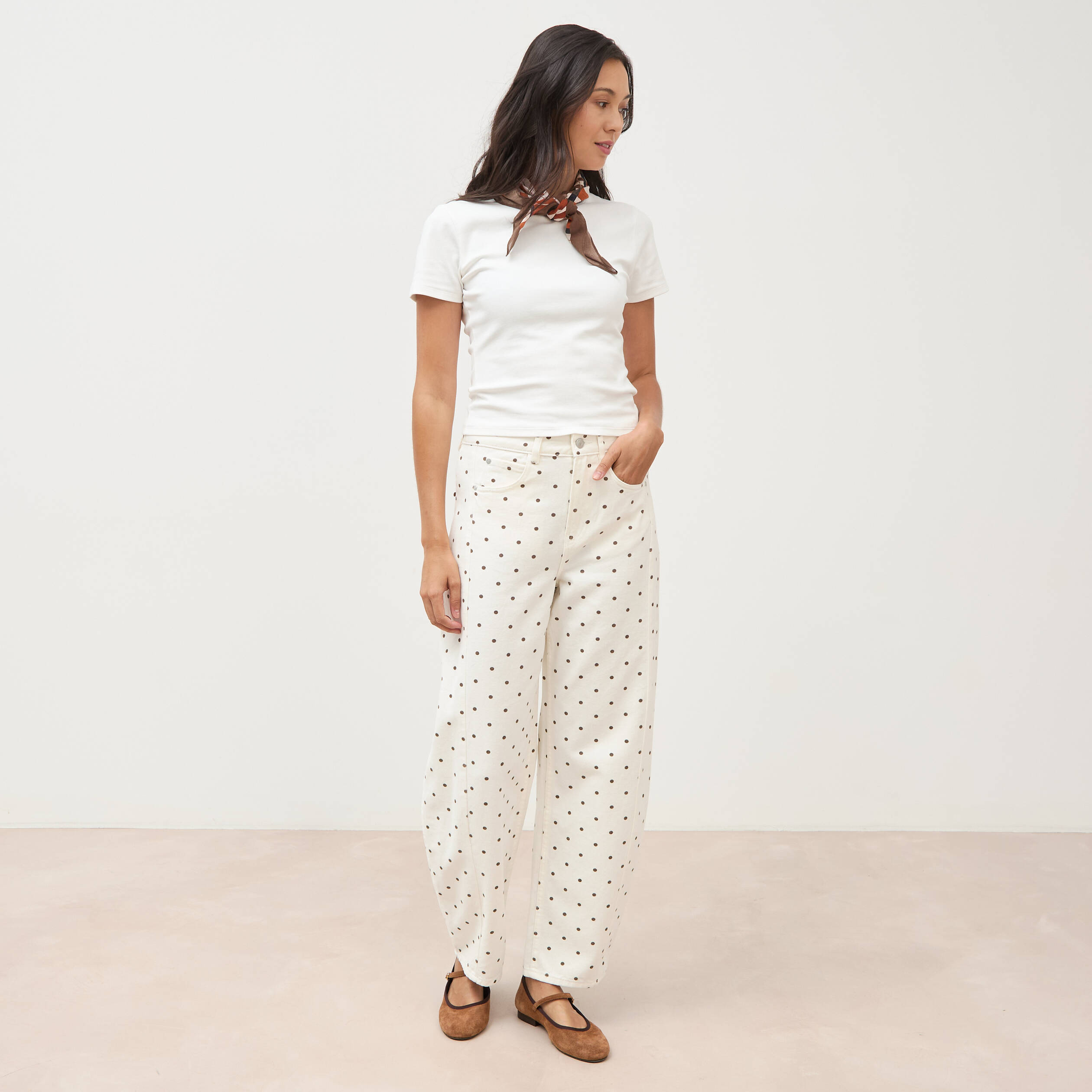 Jeans barrel taille haute bas resserr&eacute; ecru femme