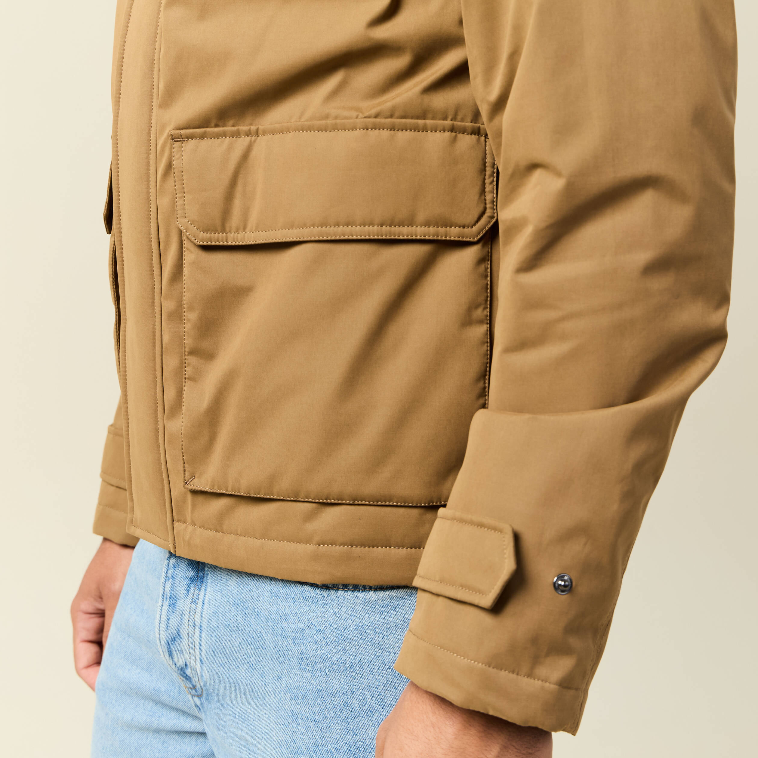 Parka droite courte &agrave; capuche beige homme