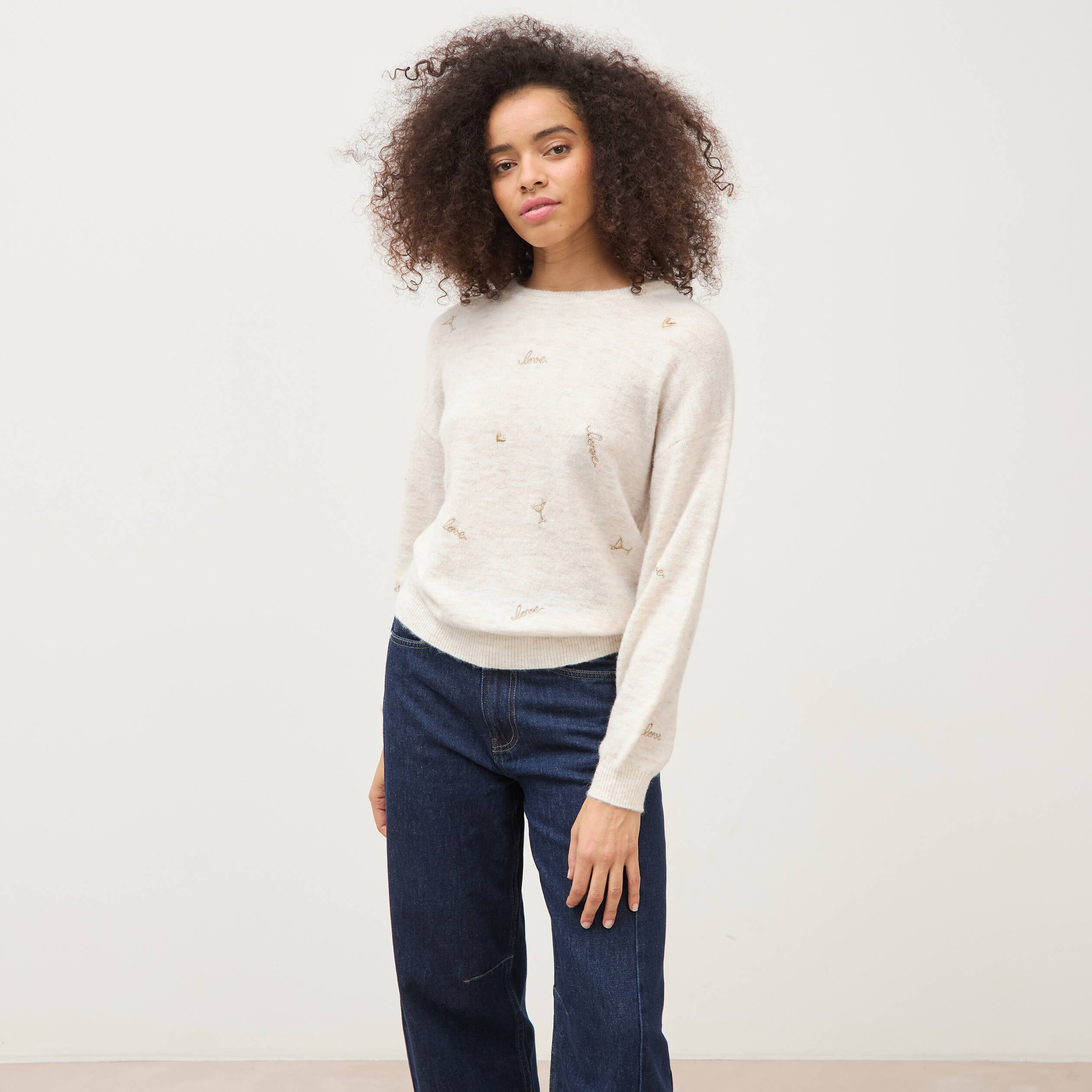 Pull droit brod&eacute; manches longues creme femme