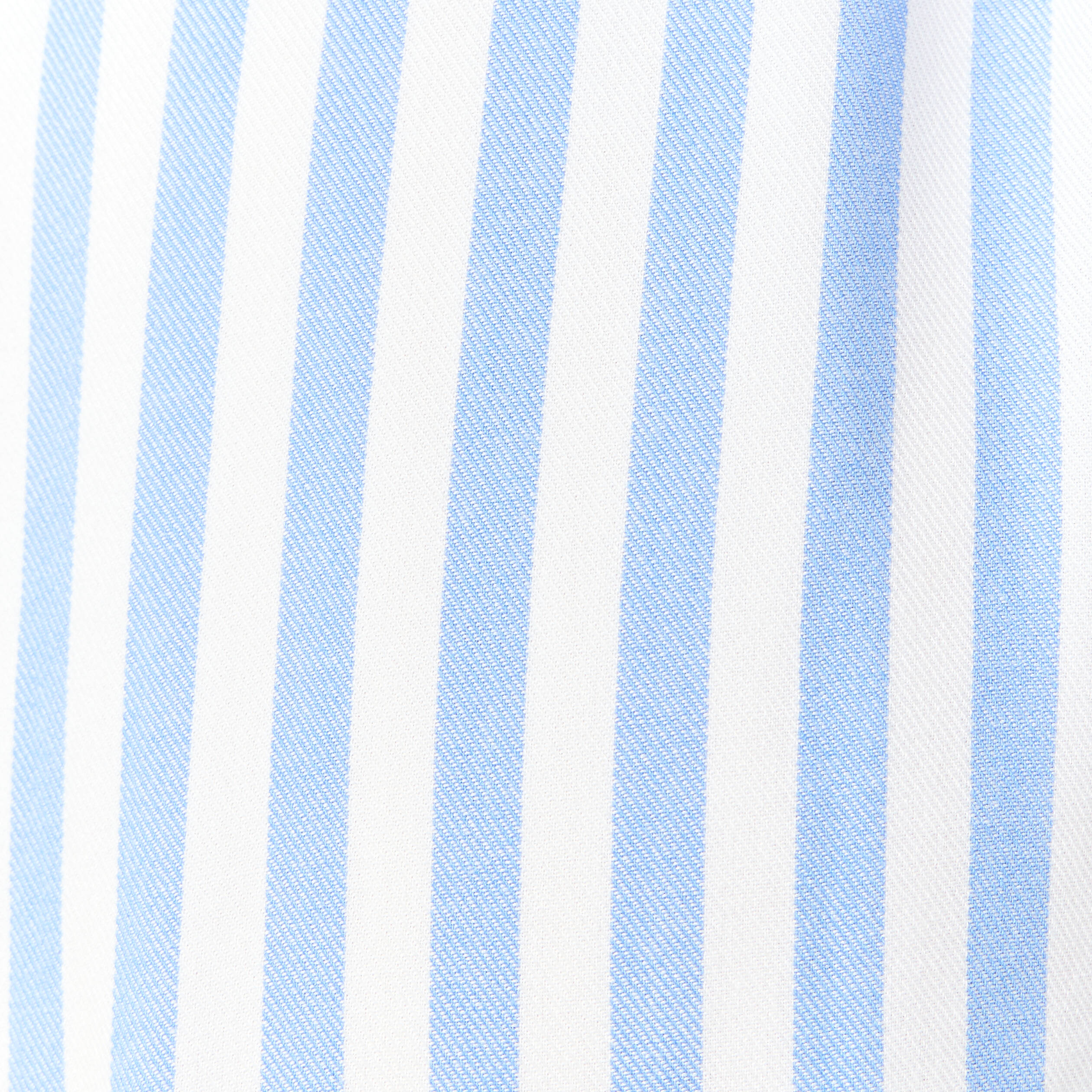 Robe longue &eacute;vas&eacute;e ceintur&eacute;e bleu ciel femme