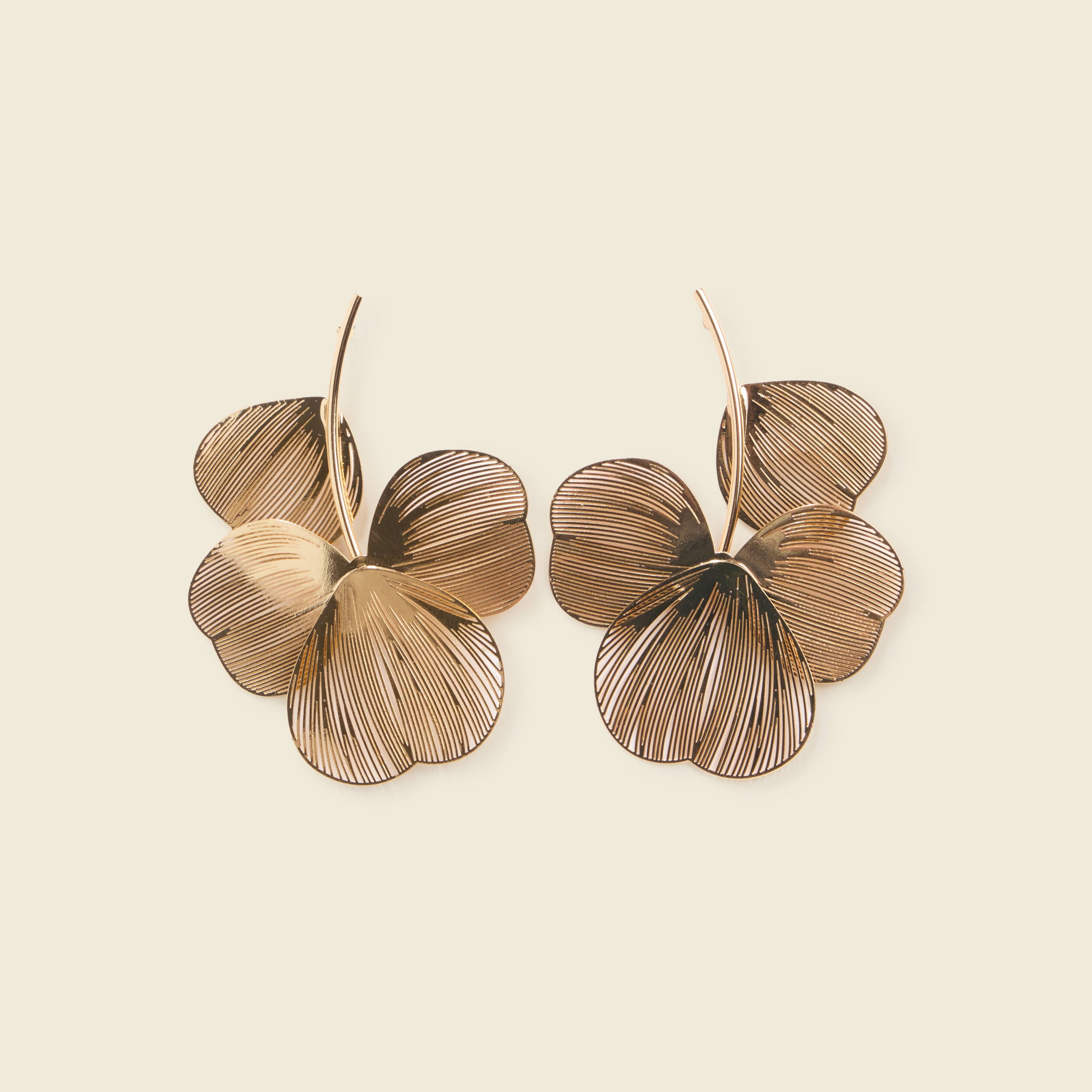 Boucles d'oreilles couleur or femme