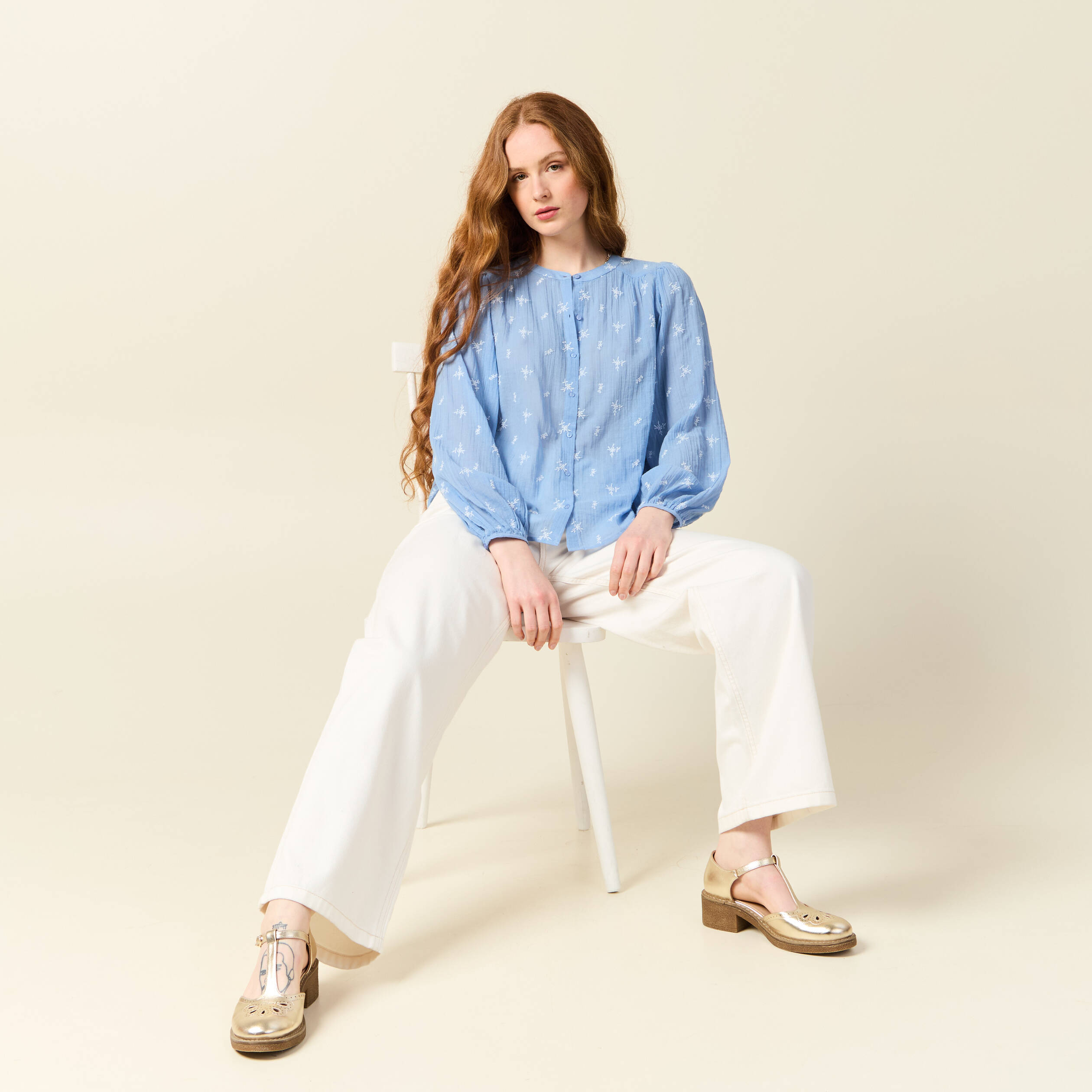 blouse manches longues brodee bleu ciel femme Blouse manches longues brodée bleu ciel femme