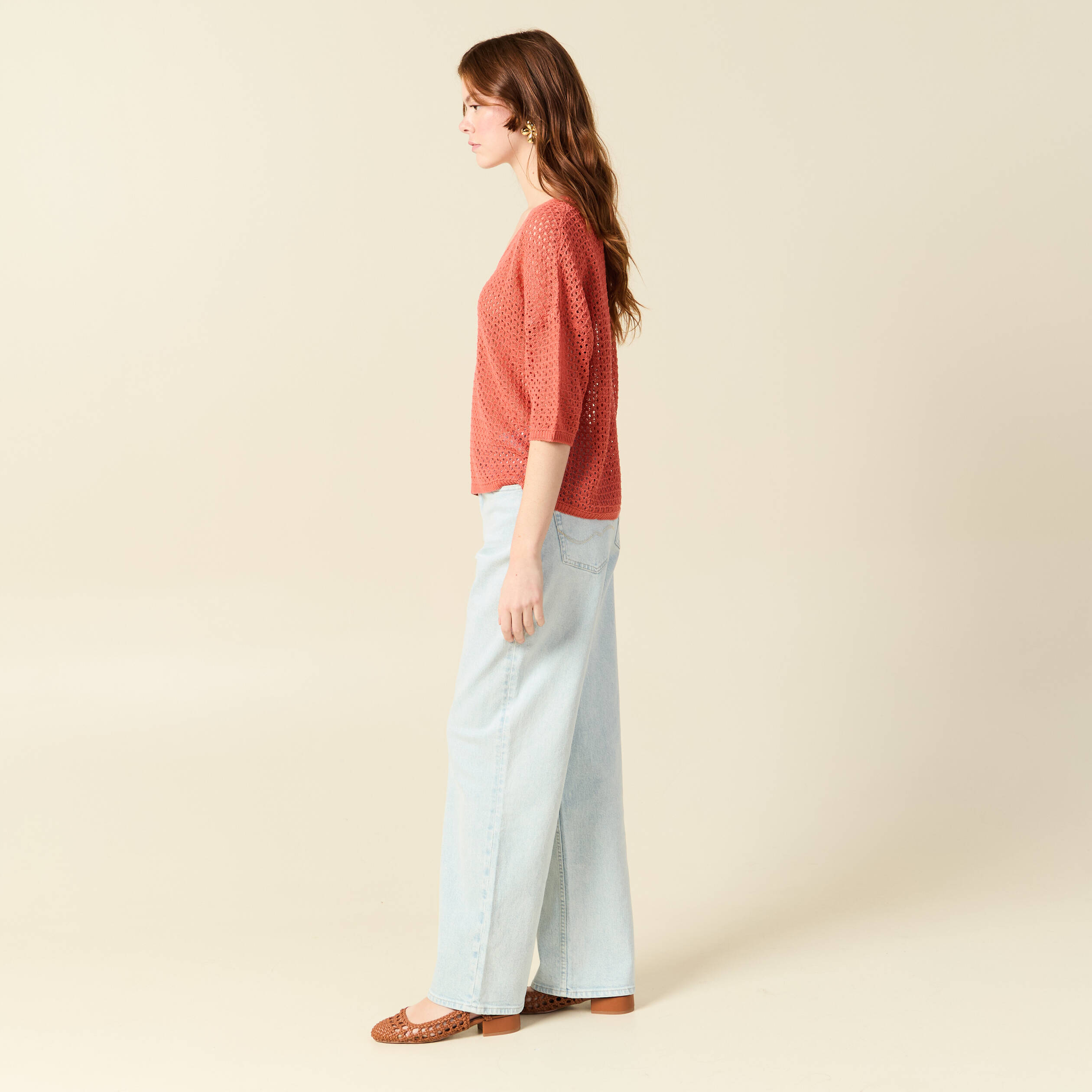 Pull ajour&eacute; col v manches 3/4 rouge fonc&eacute; femme