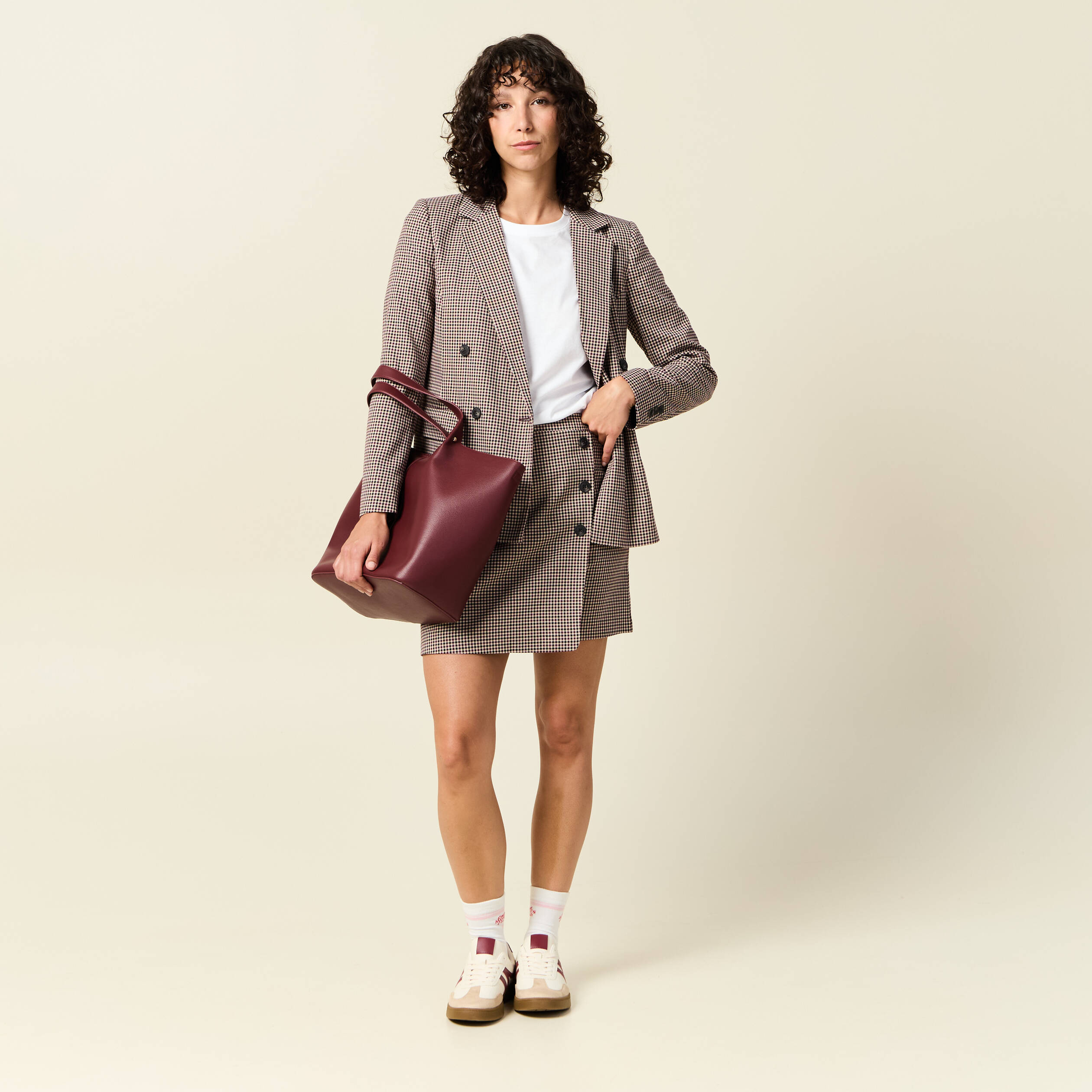 jupe courte portefeuille noir femme Jupe courte portefeuille noir femme
