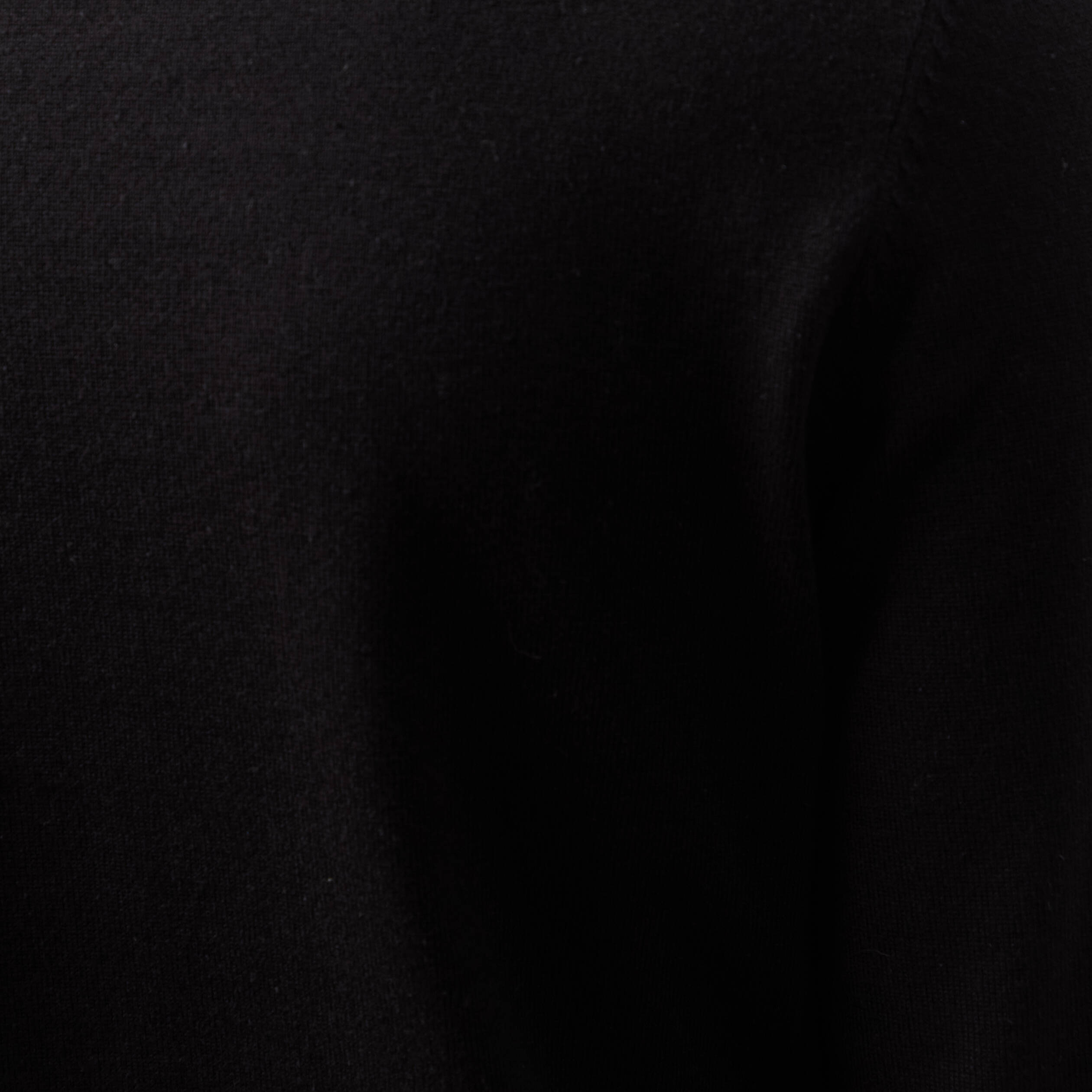 Pull droit court manches longues noir homme