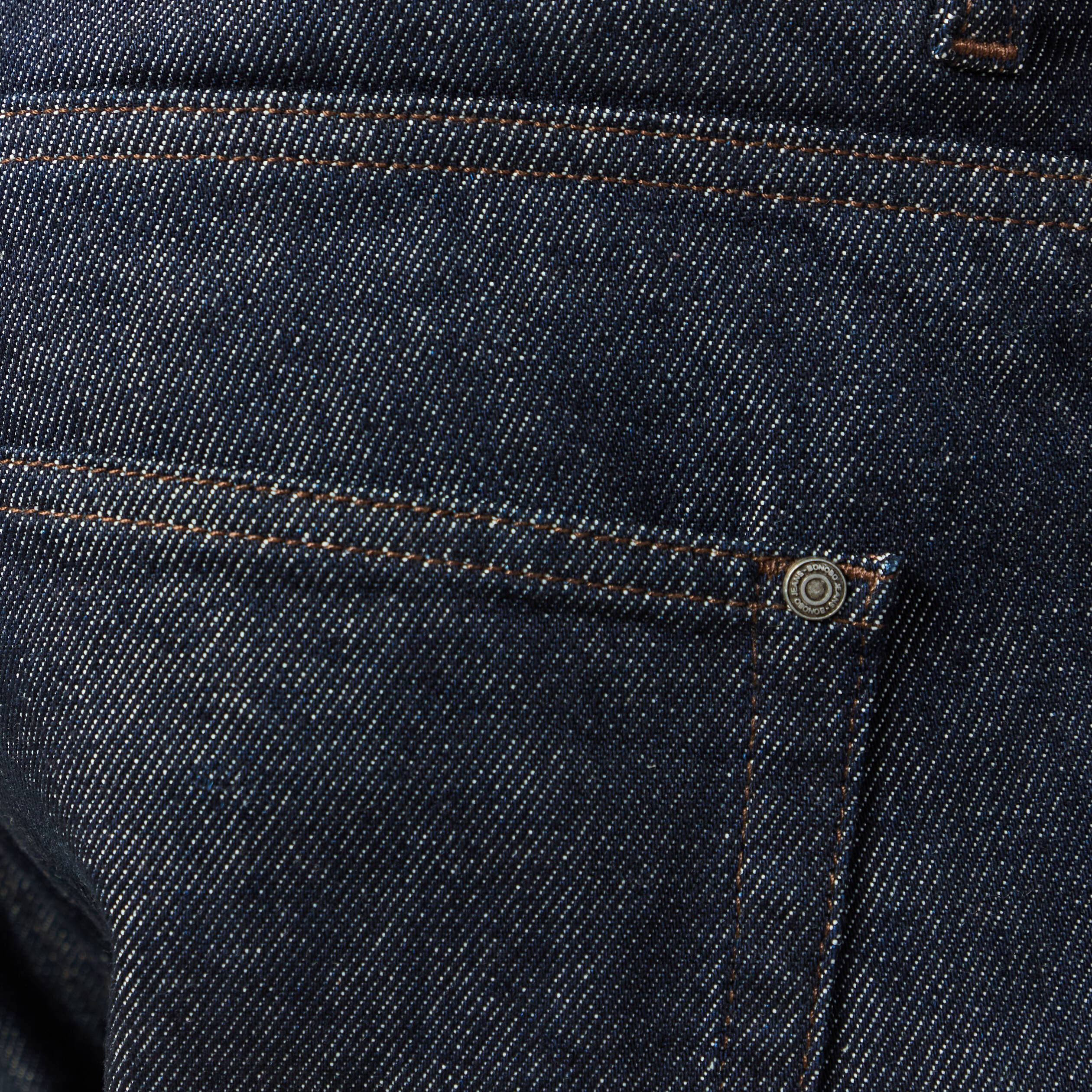 Jeans straight longueur 32 en coton denim brut rinse homme