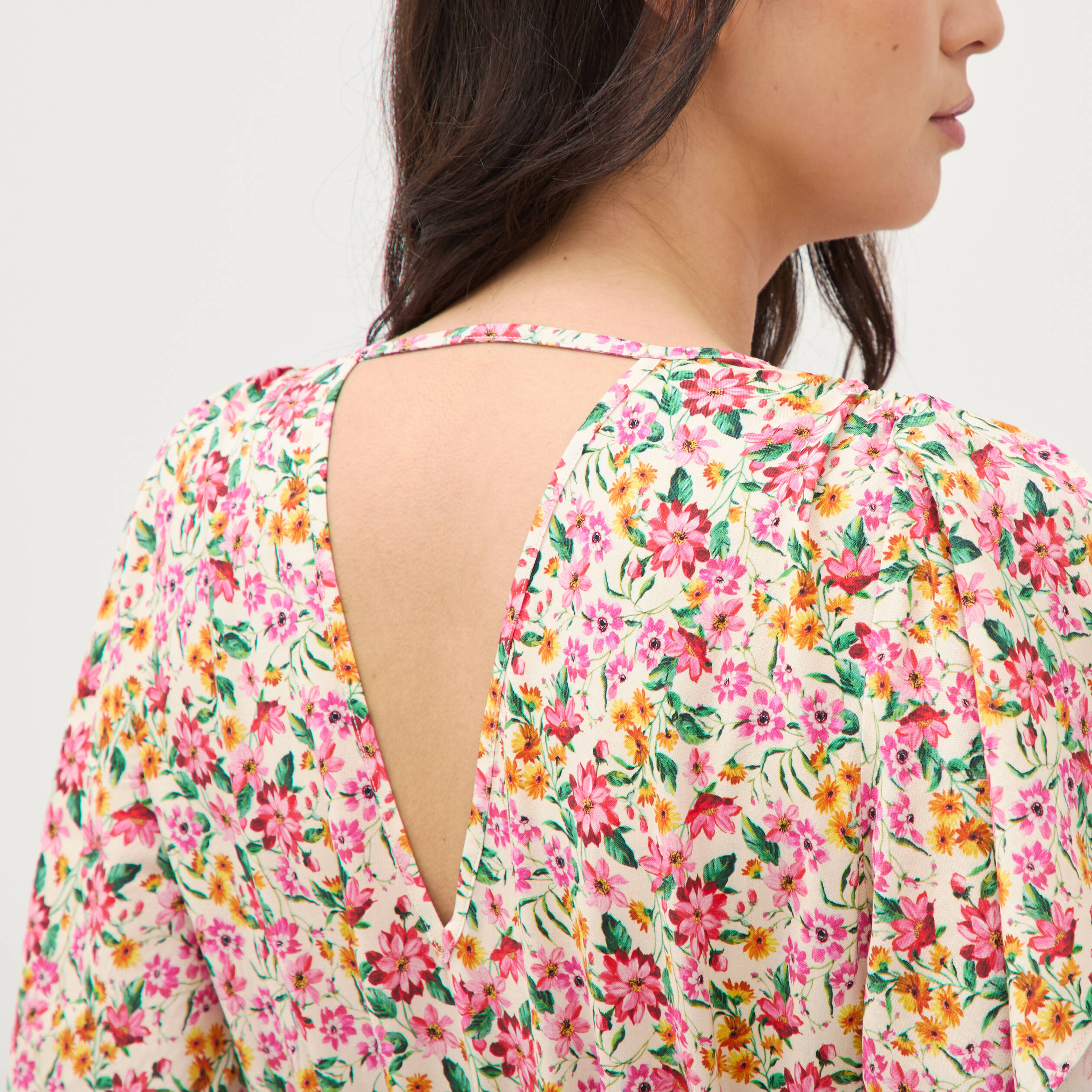 Robe fluide col v manches courtes multicolore femme