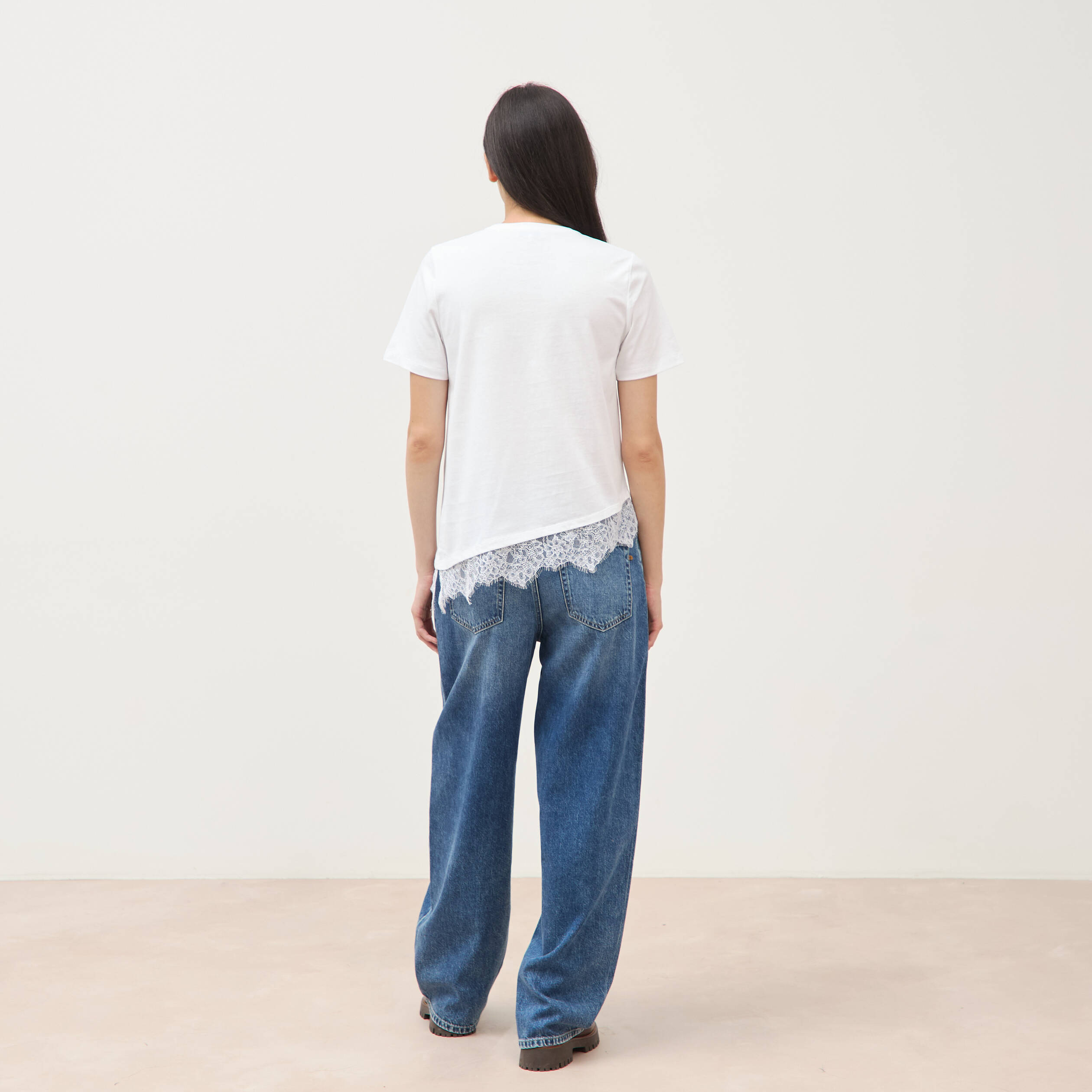 T-shirt droit col rond avec dentelle ecru femme