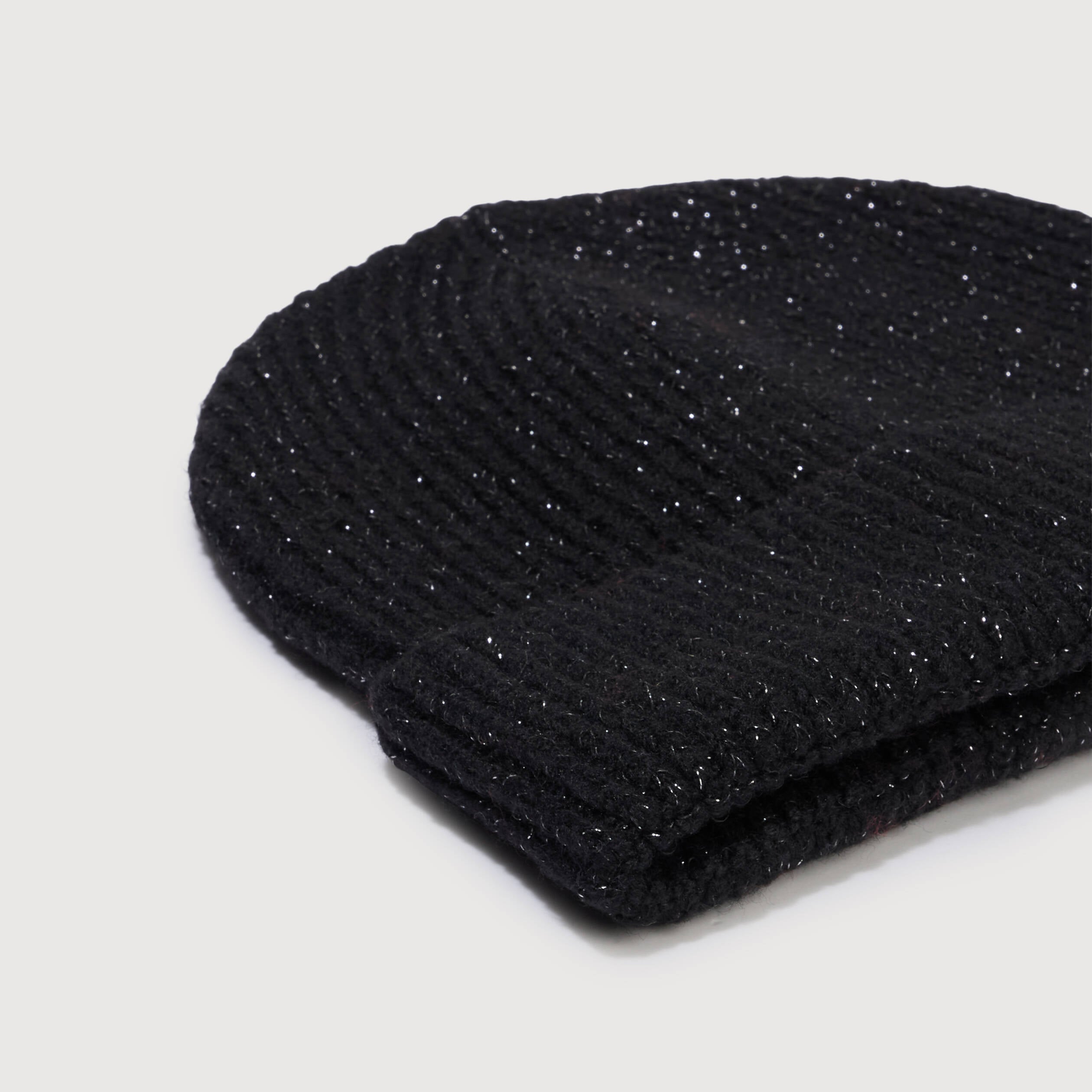 Bonnet noir femme