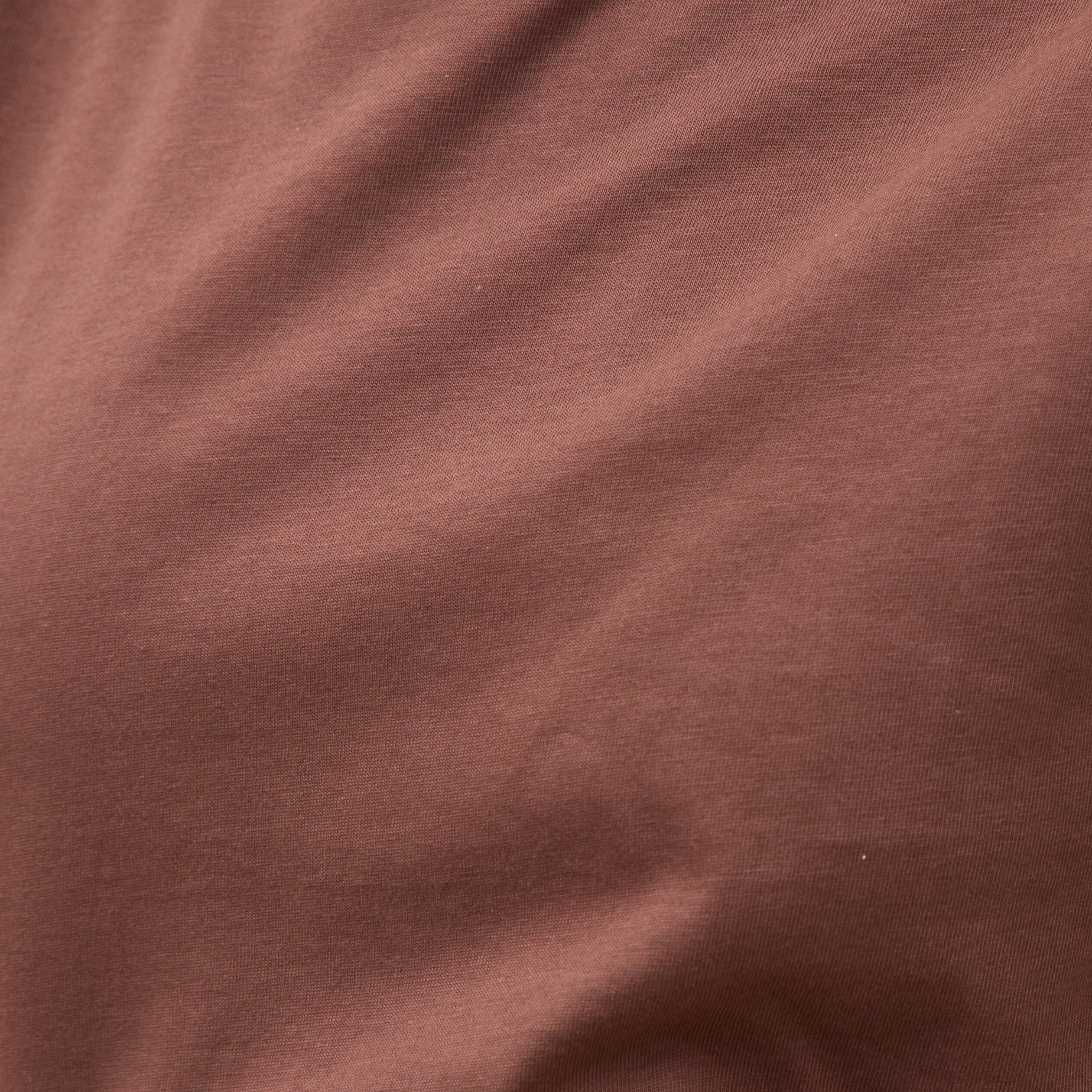 T-shirt cintr&eacute; col rond manches courtes marron fonc&eacute; femme