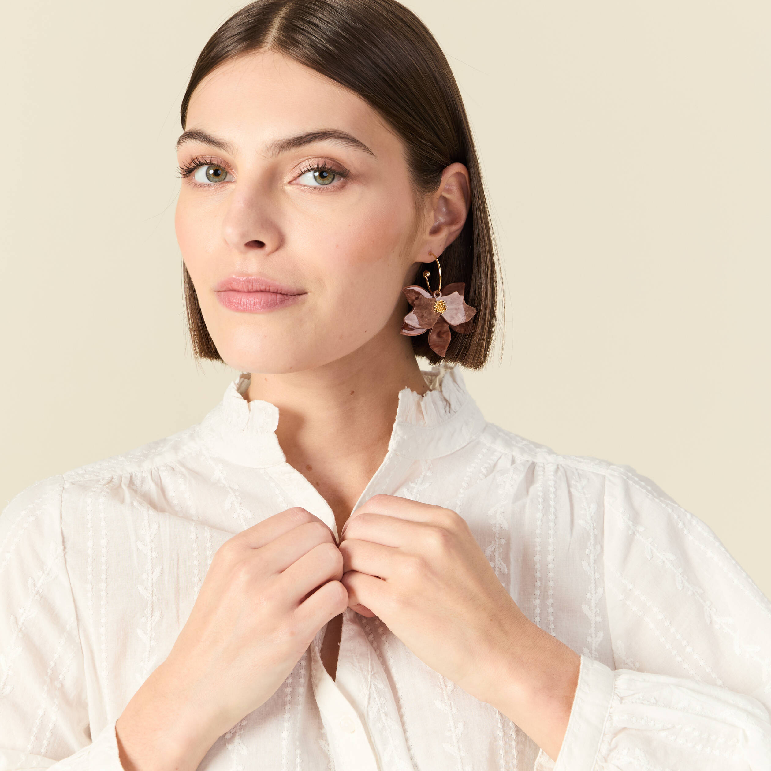 Blouse col mao manches longues en coton ecru femme