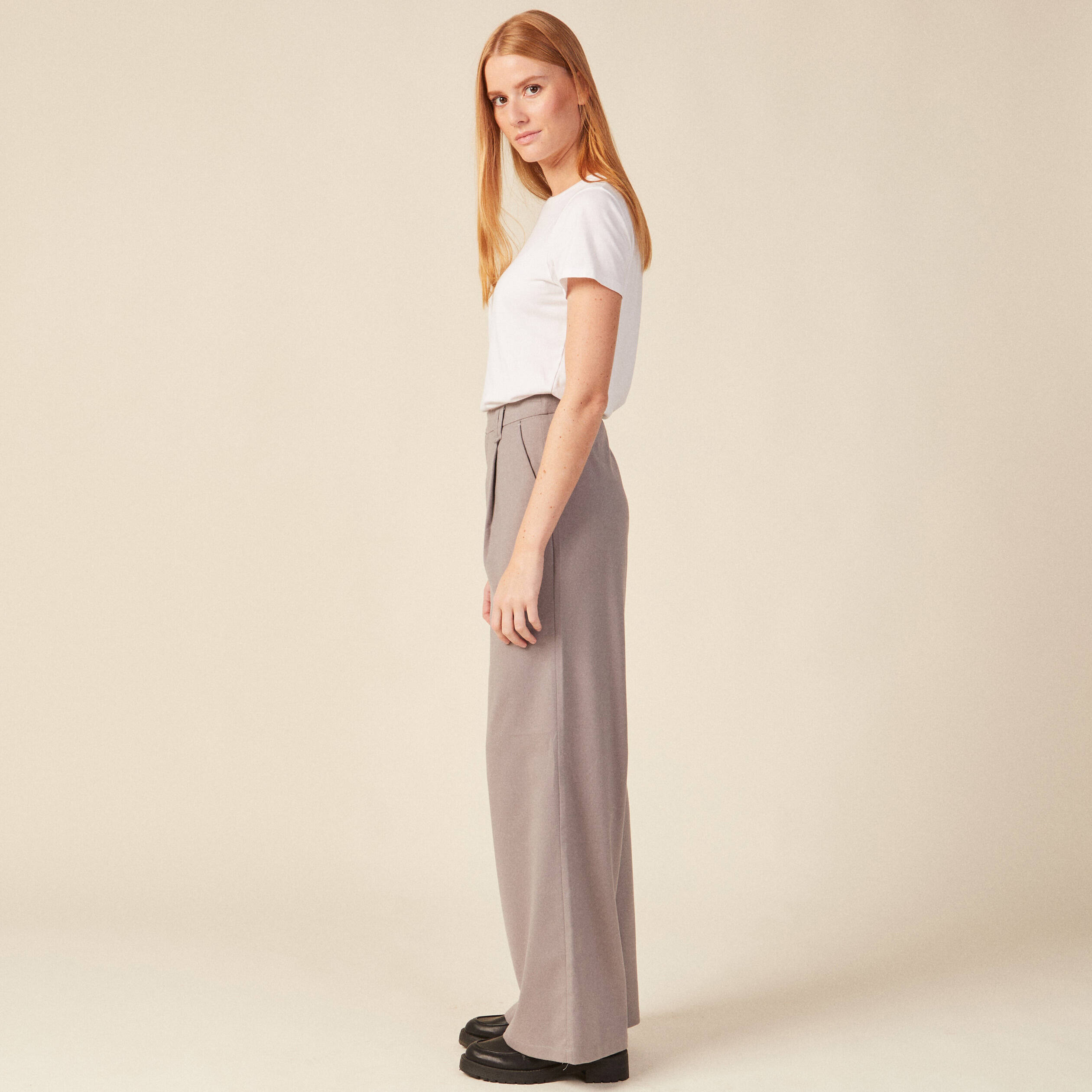 pantalon large avec pinces gris femme Pantalon large avec pinces gris femme