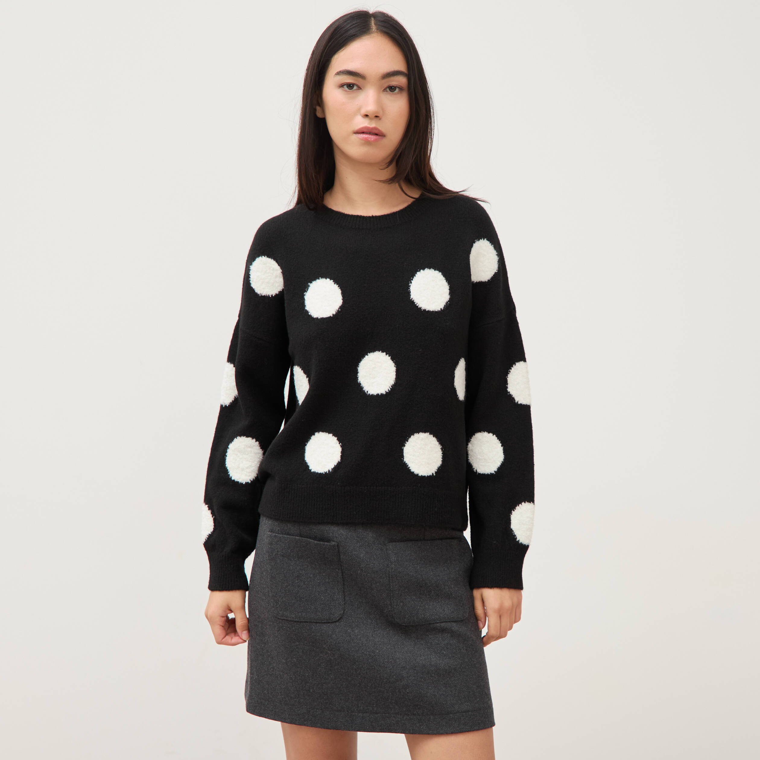 Pull manches longues col rond noir femme
