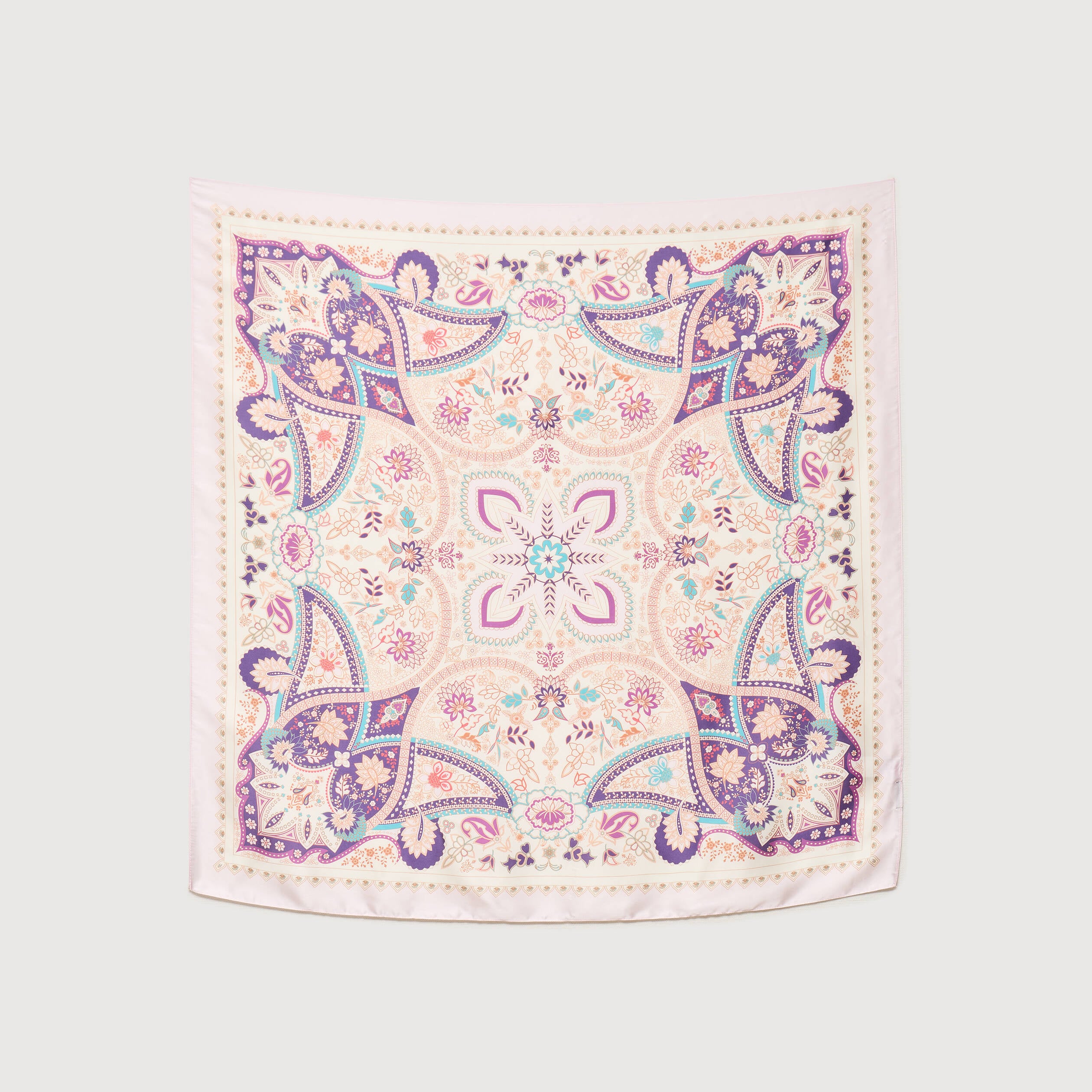 Foulard satin&eacute; rouge clair femme