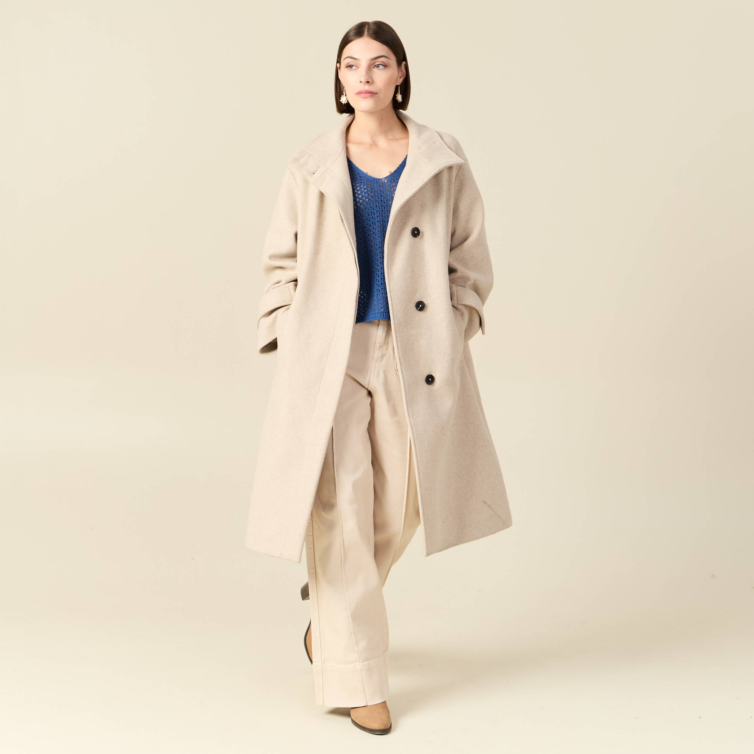 Pull ajour&eacute; col v manches 3/4 bleu marine femme
