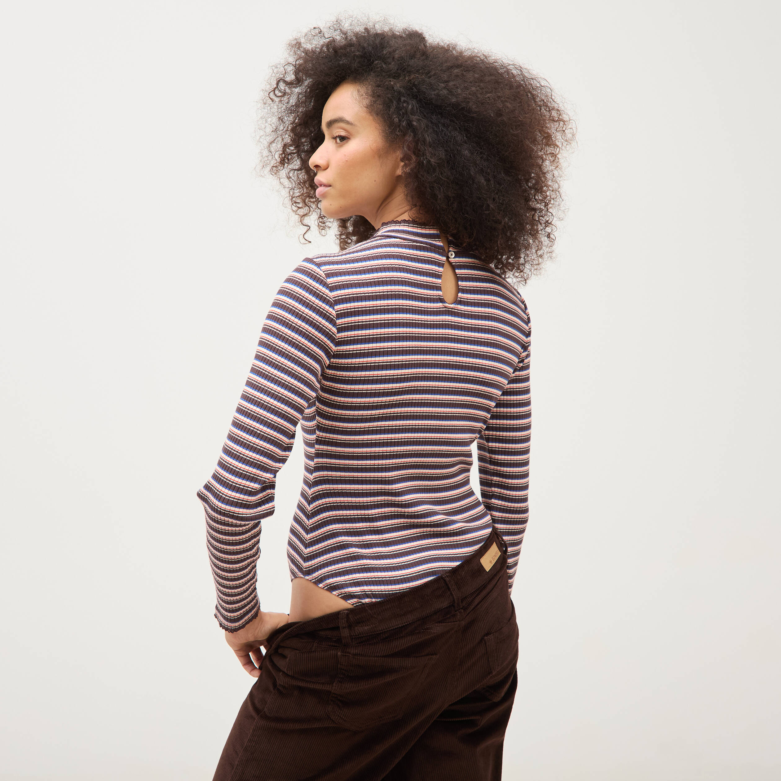 Body ray&eacute; col montant manches longues marron femme