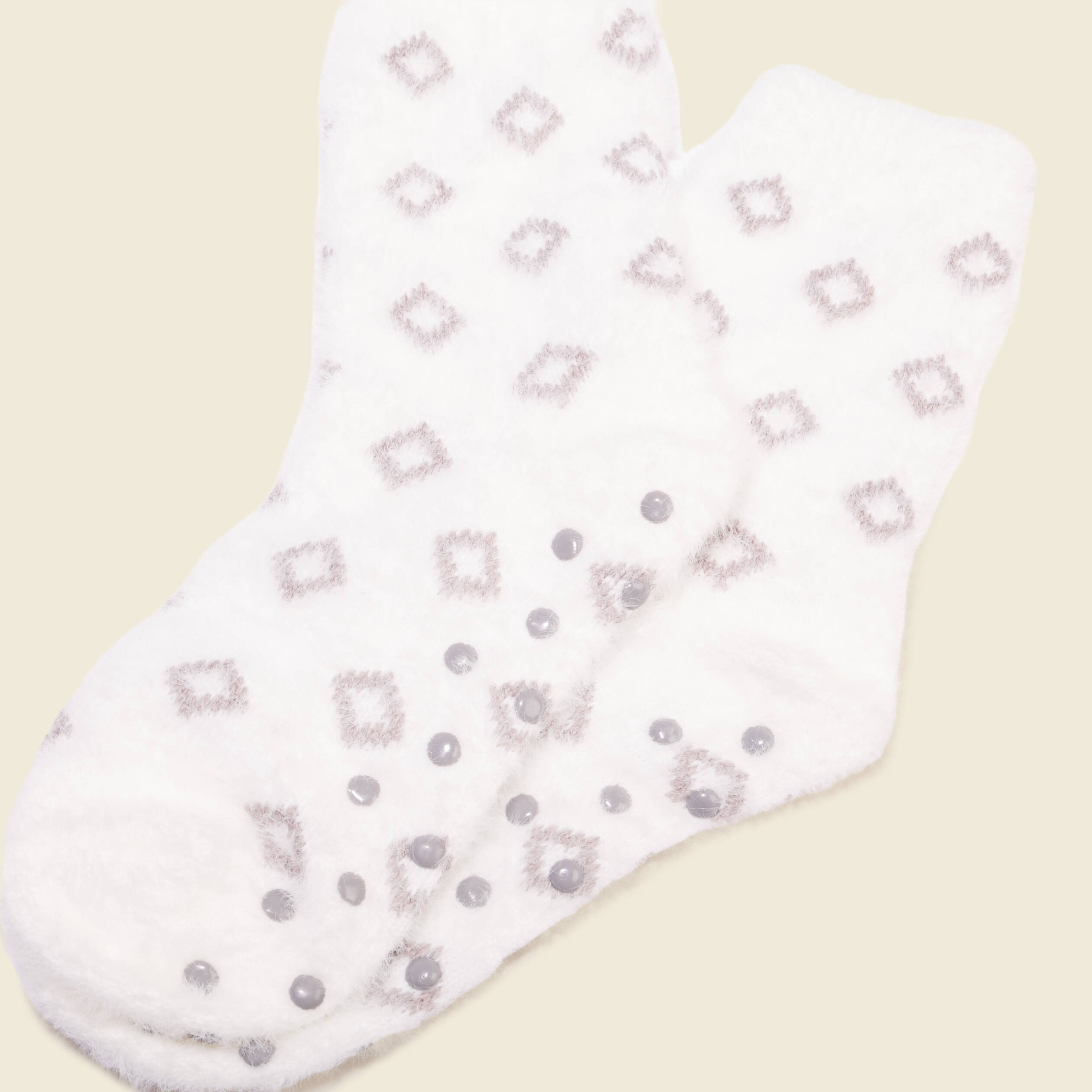 Chaussettes d'intérieur ecru femme