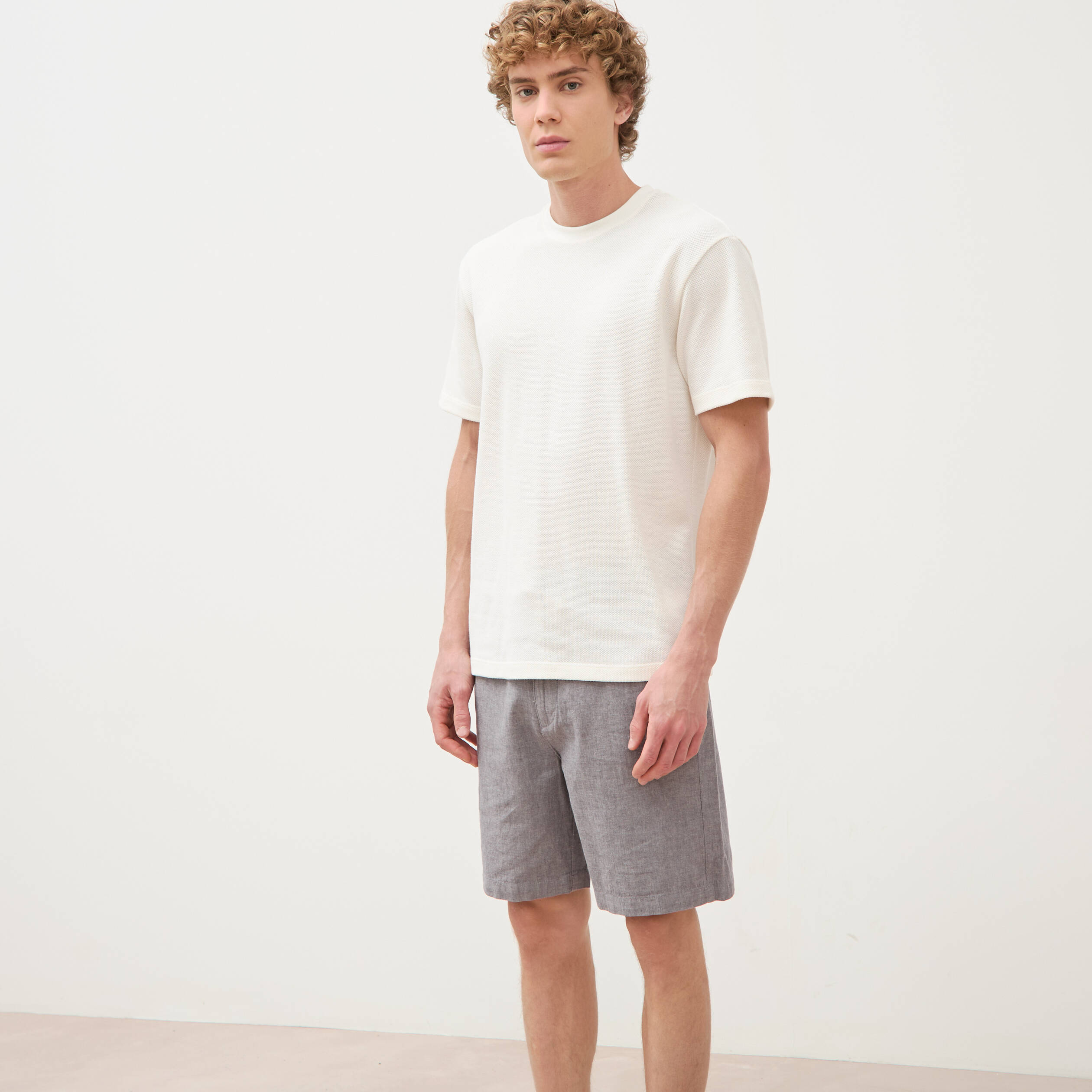 Bermuda gris fonc&eacute; homme