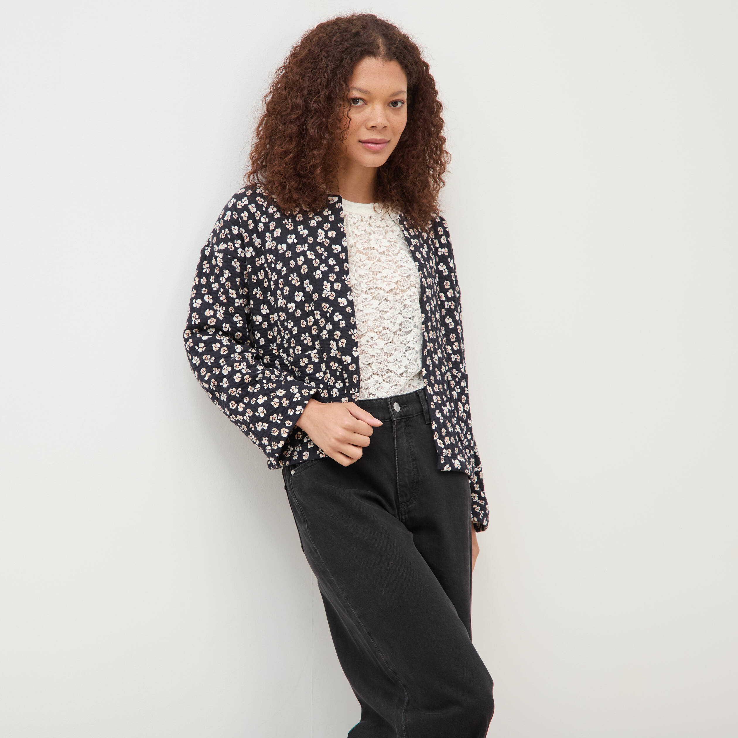 Gilet matelass&eacute; col rond noir femme