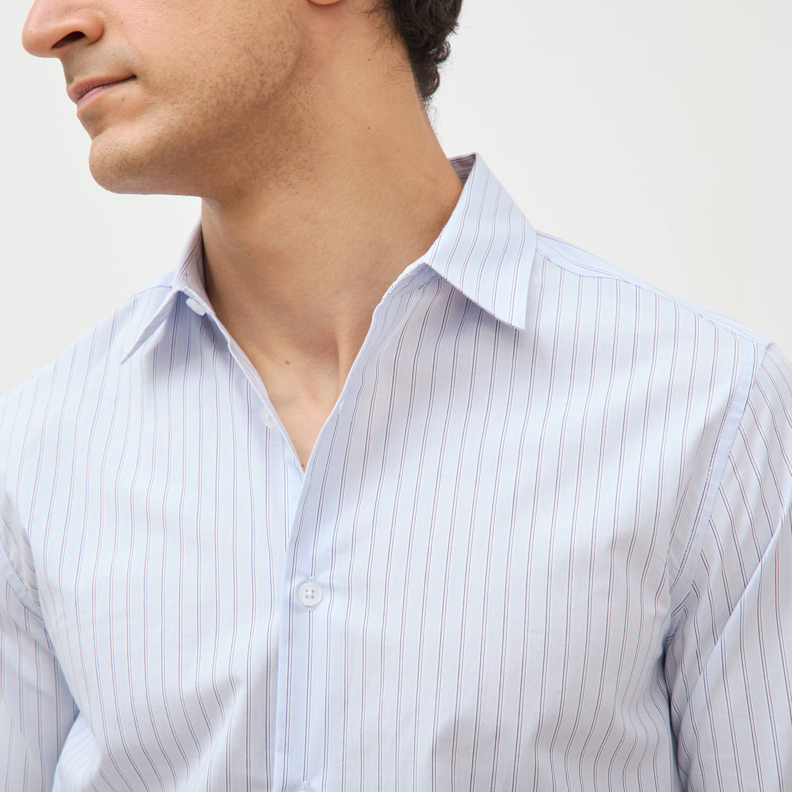 Chemise col am&eacute;ricain manches longues bleu ciel homme