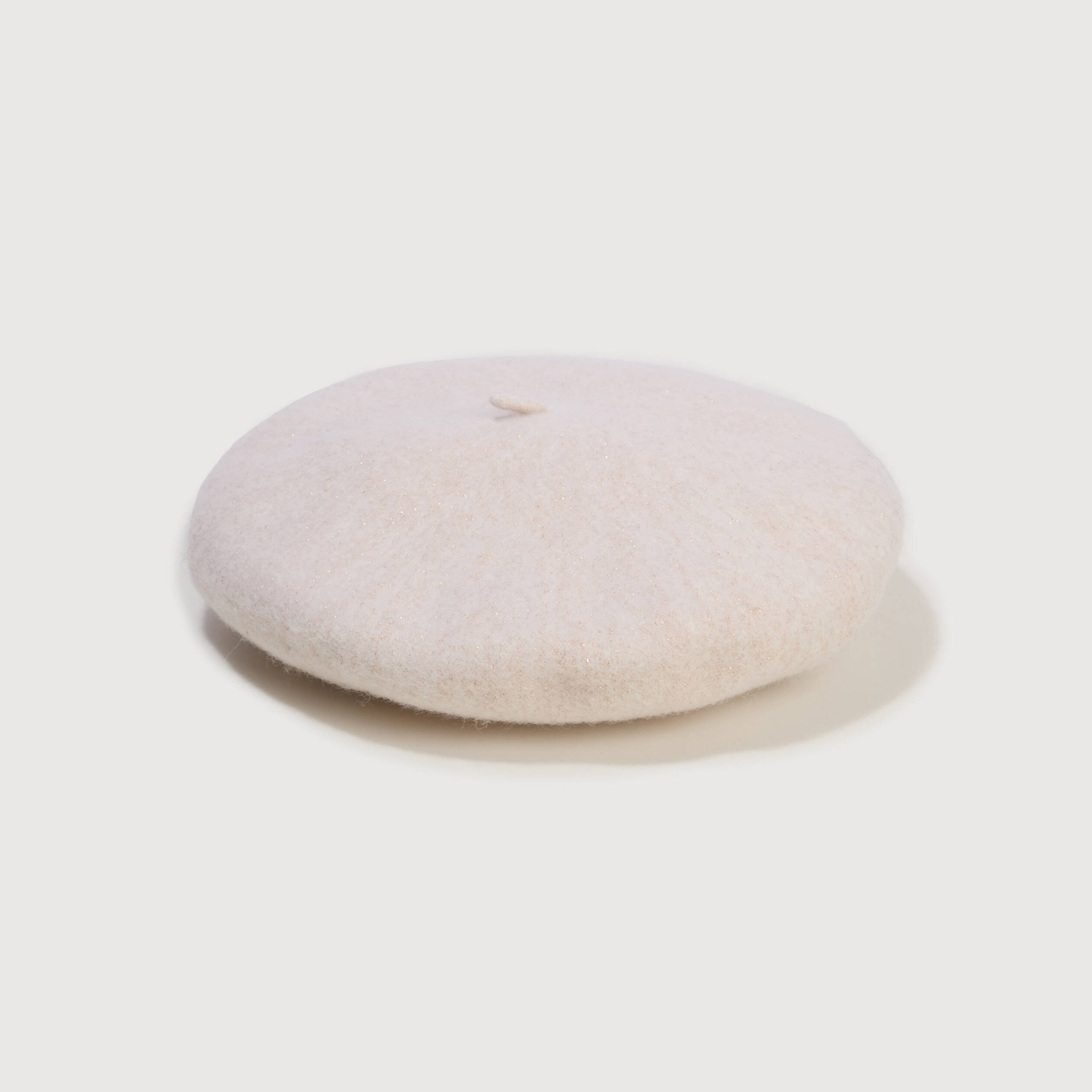 B&eacute;ret creme femme