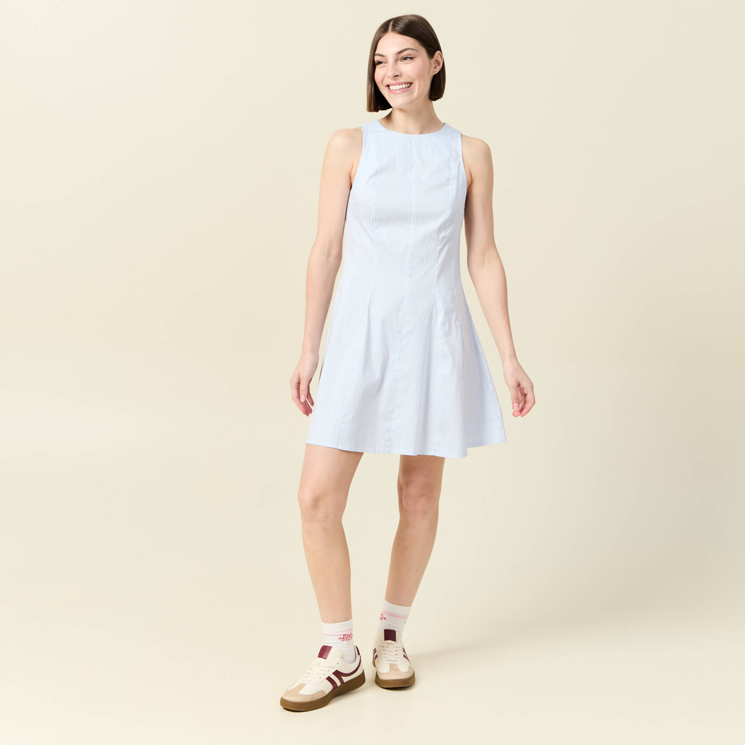 robe sans manches col montant ecru femme Robe sans manches col montant ecru femme