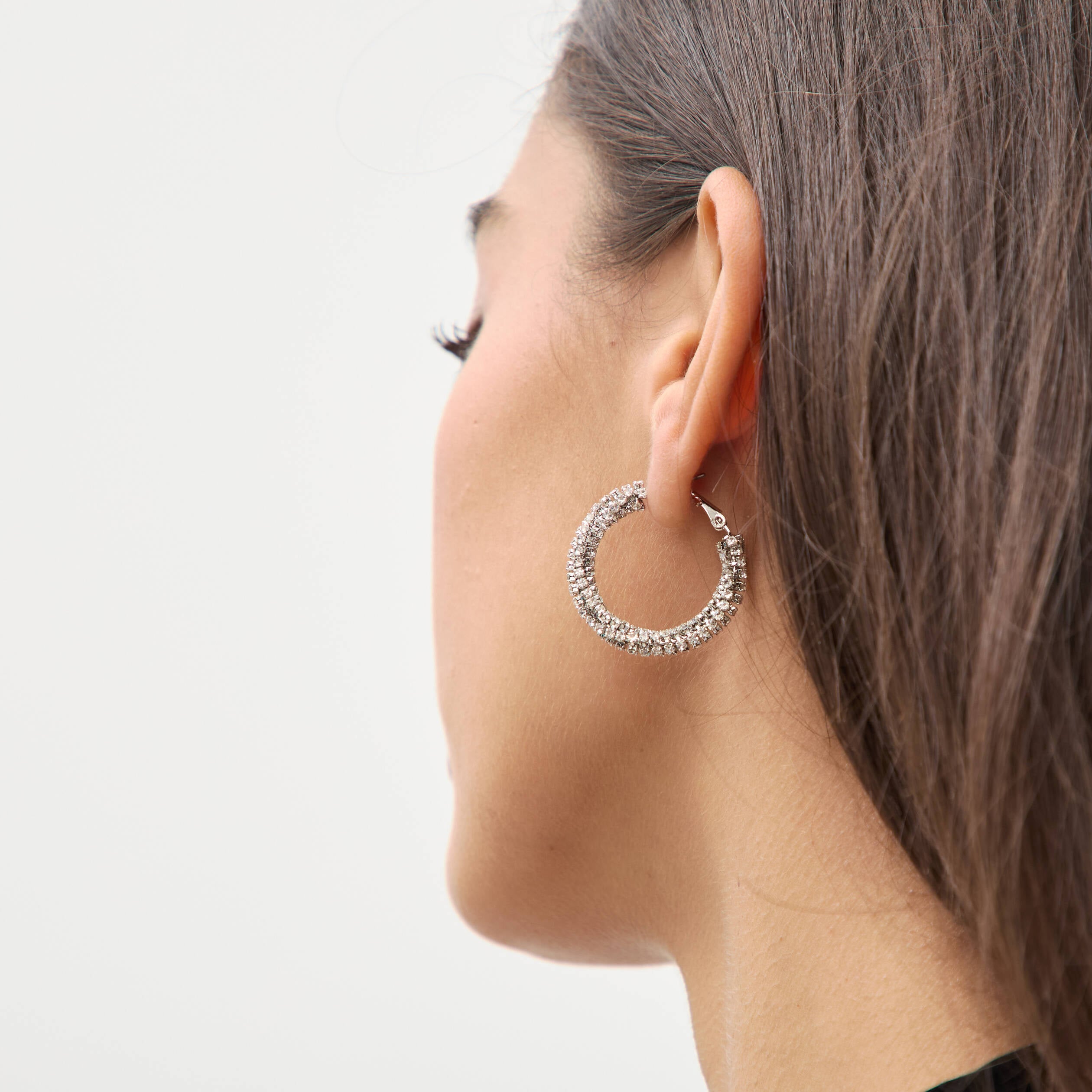 Cr&eacute;oles avec strass couleur argent femme