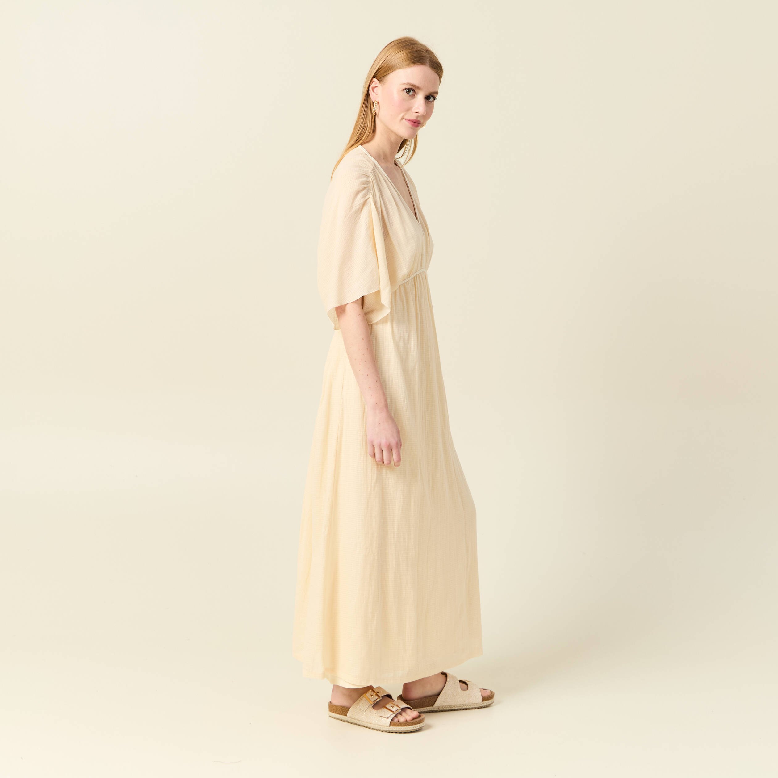 robe longue empire col en v creme femme Robe longue empire col en V creme femme