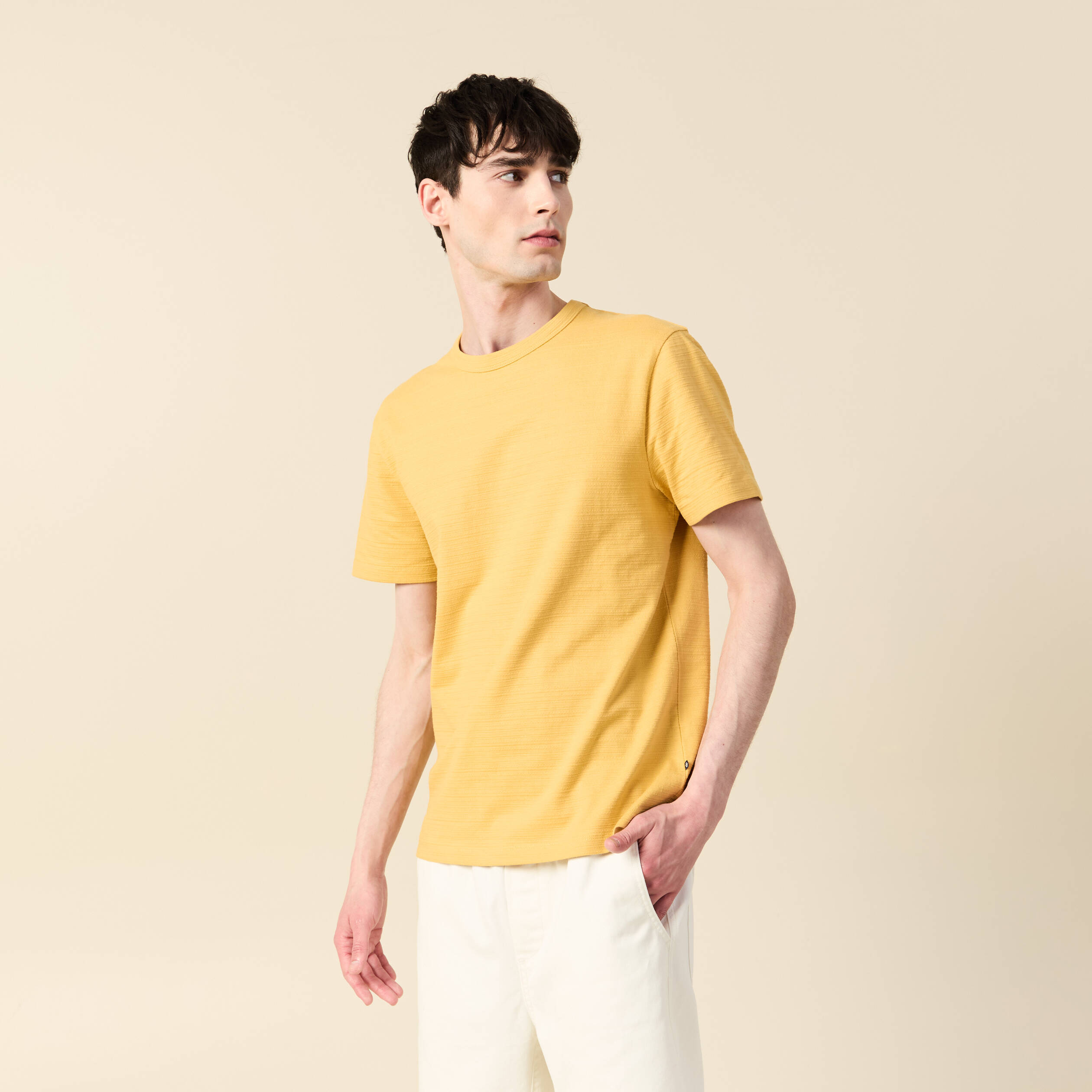 t shirt manches courtes jaune moutarde homme T-shirt manches courtes jaune moutarde homme