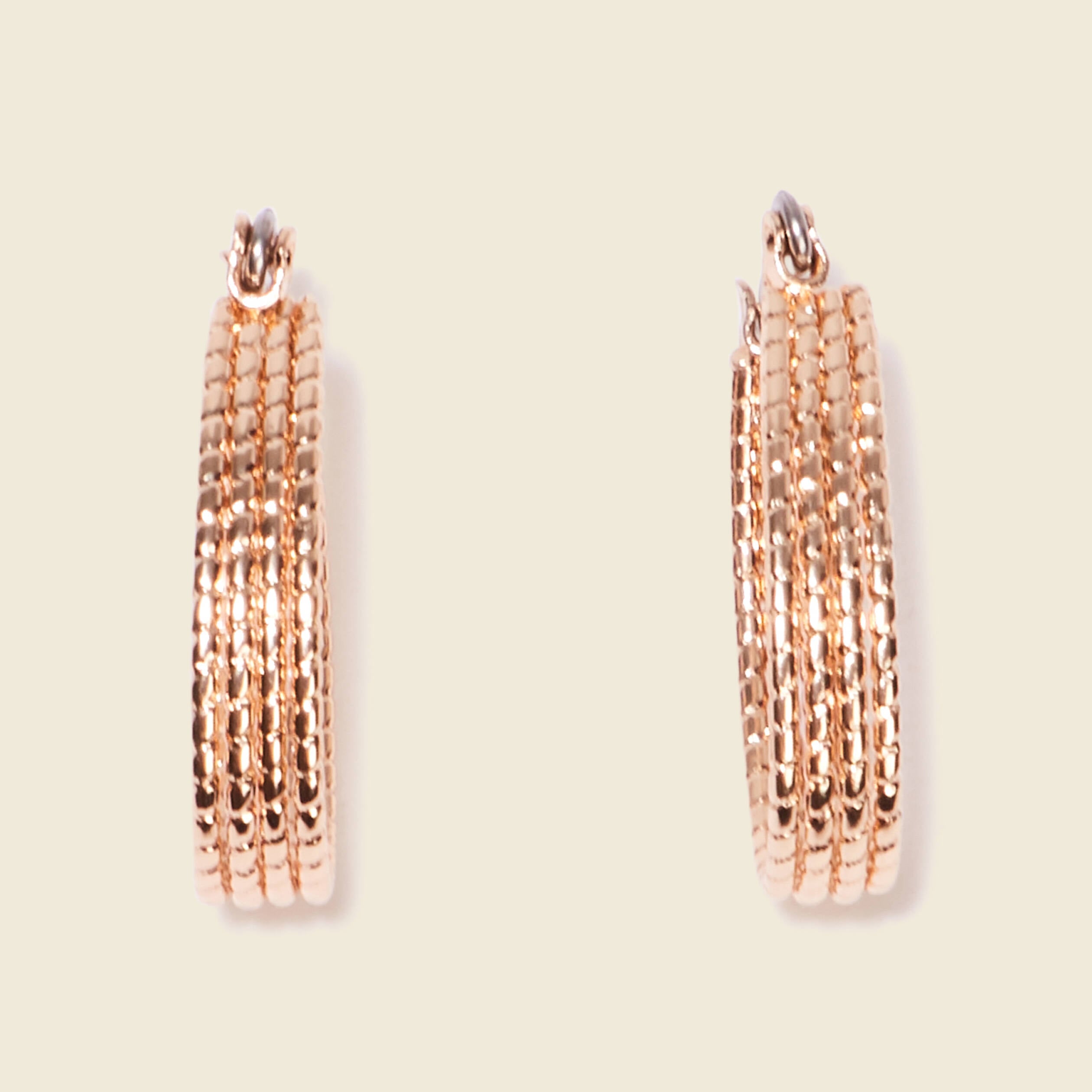 Boucles d'oreilles cr&eacute;oles couleur or femme