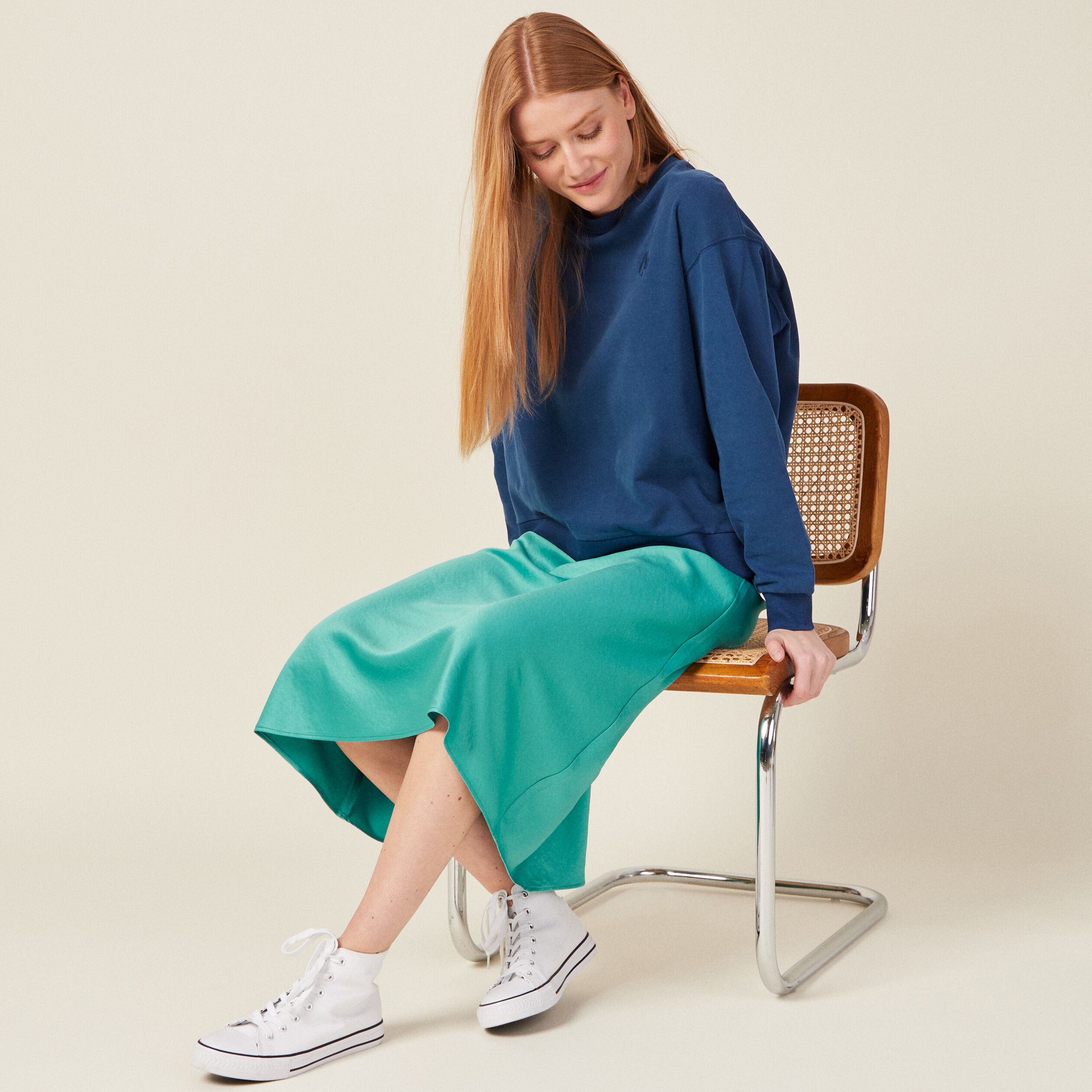 jupe midi droite satin bleu turquoise femme Jupe midi droite satin bleu turquoise femme
