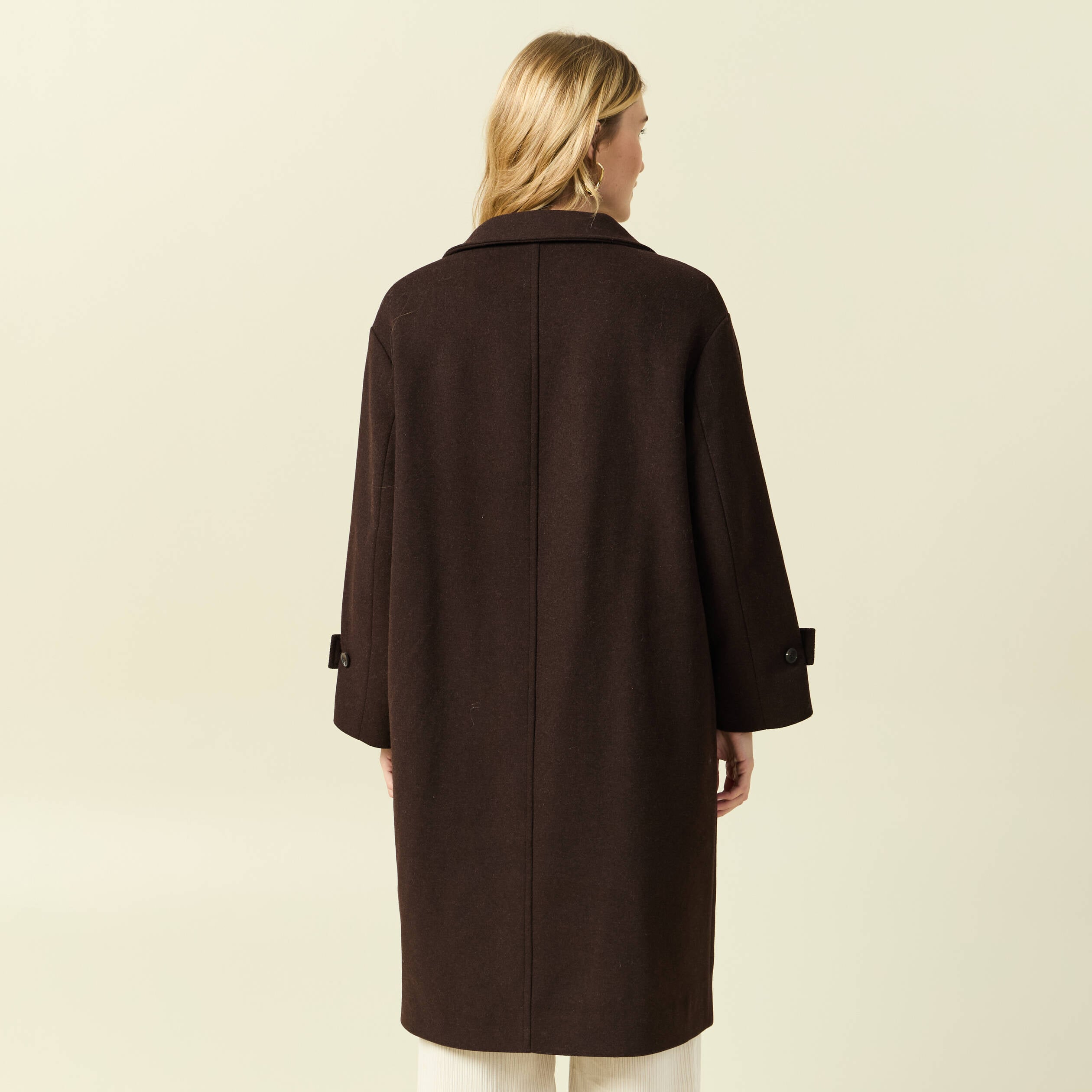Manteau droit long col montant marron fonc&eacute; femme