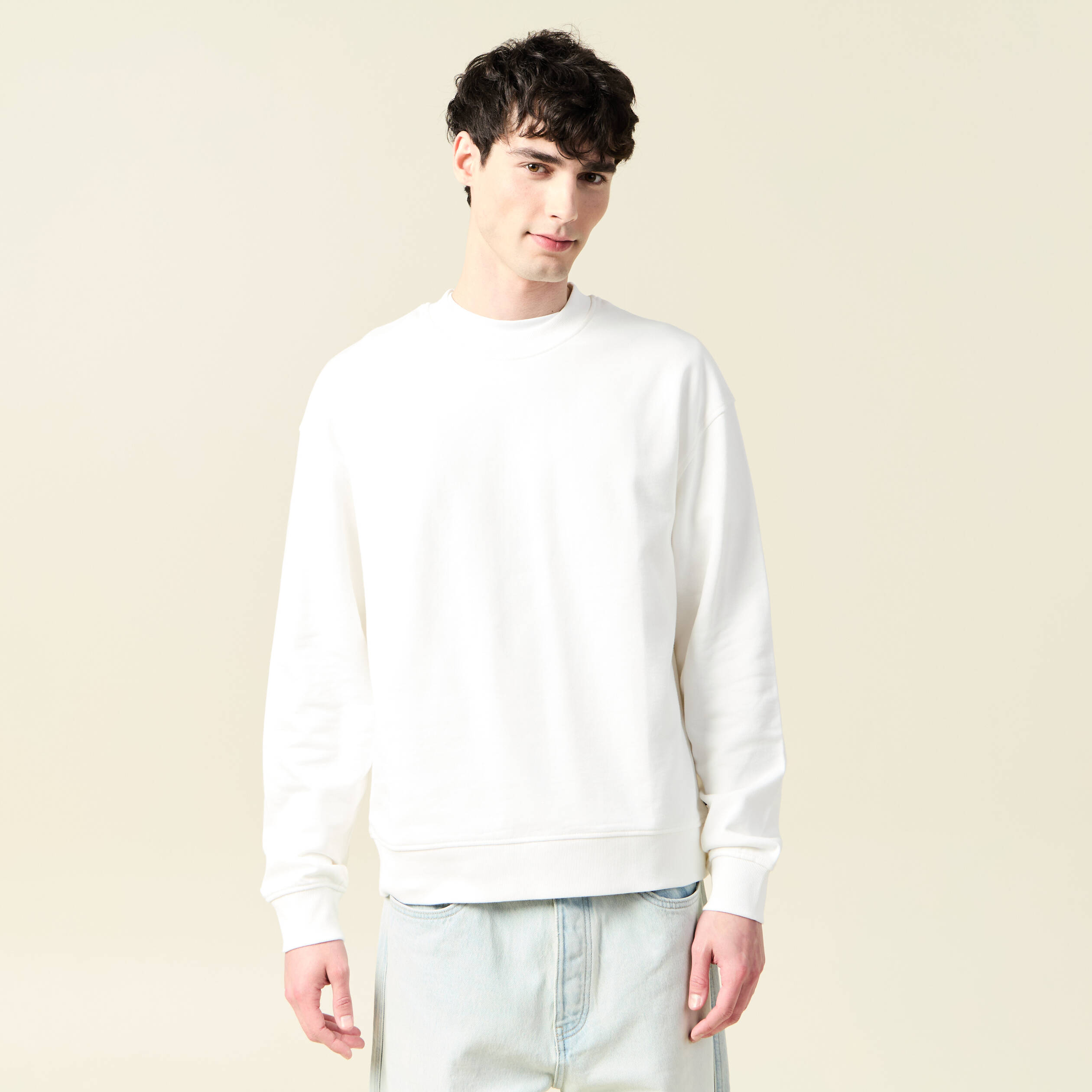 Sweat col rond manches longues en coton ecru homme