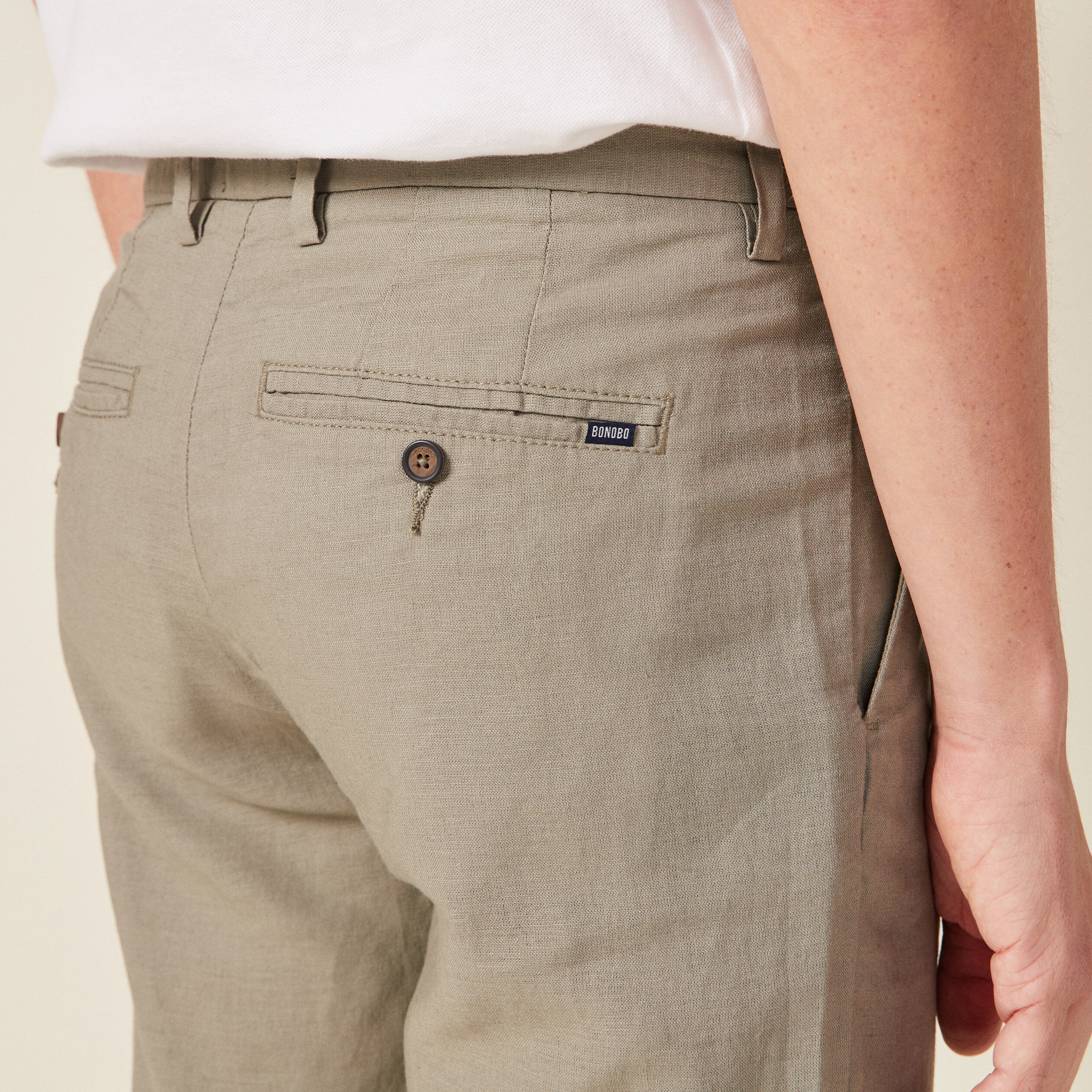 Pantalon slim éco-responsable vert kaki homme